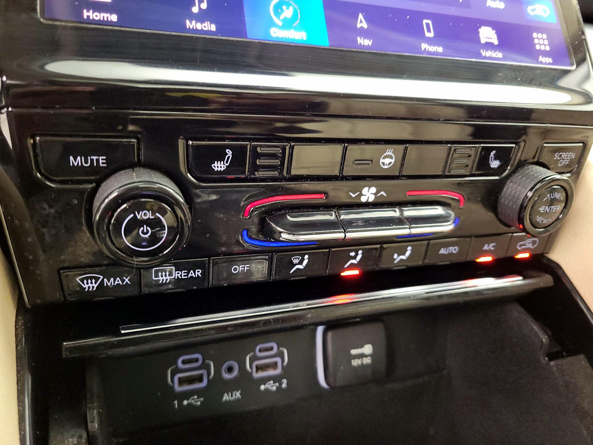 Thumbnail: 2022 Jeep Grand Cherokee L - 17