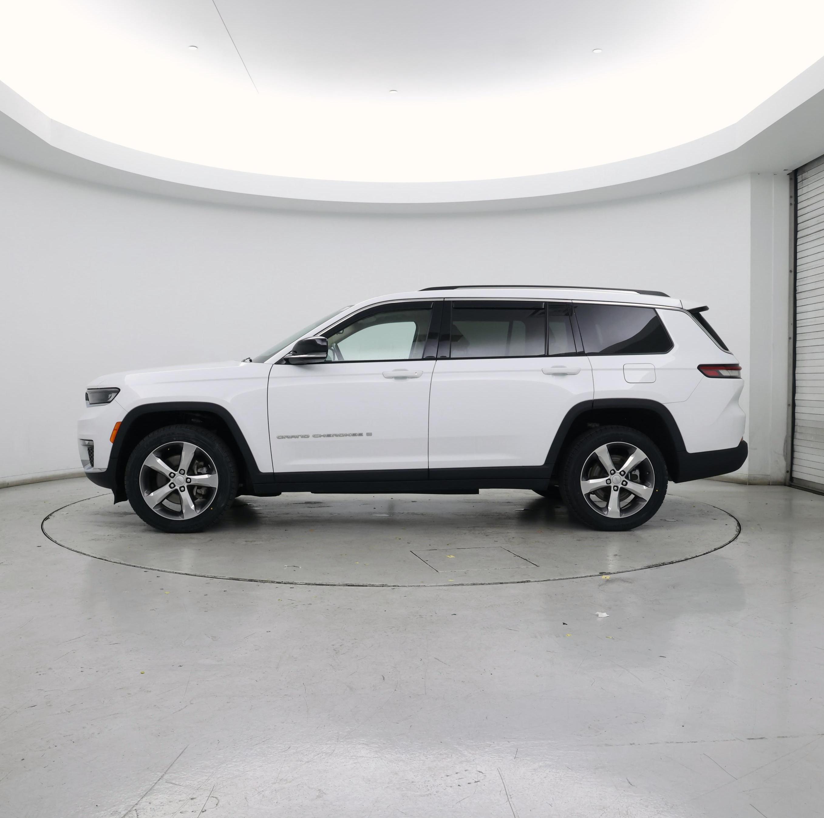 Thumbnail: 2022 Jeep Grand Cherokee L - 3