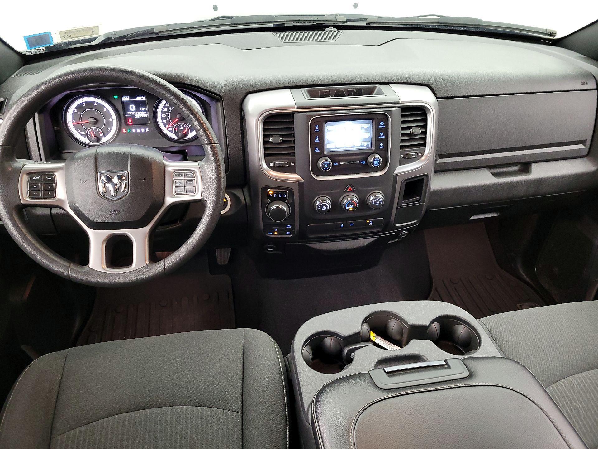 Thumbnail: 2022 RAM 1500 Classic - 9