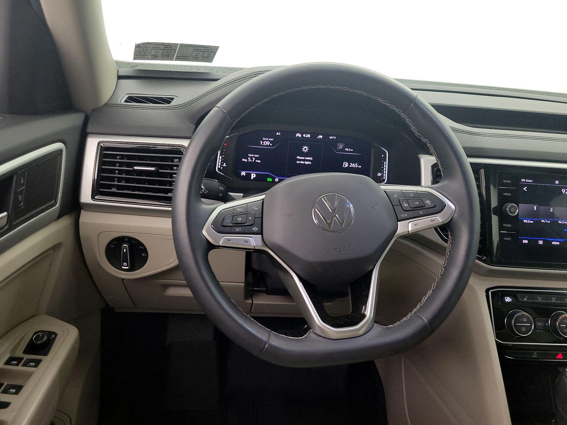 Thumbnail: 2022 Volkswagen Atlas - 10