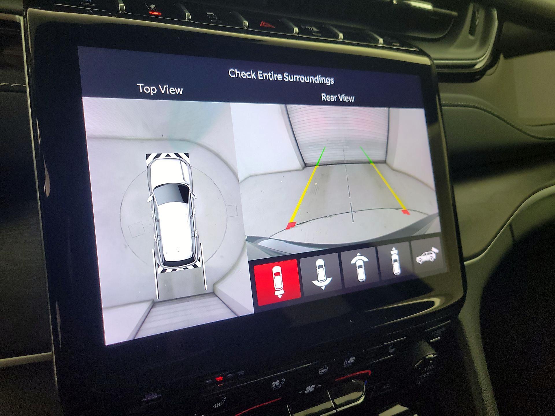 Thumbnail: 2023 Jeep Grand Cherokee - 15