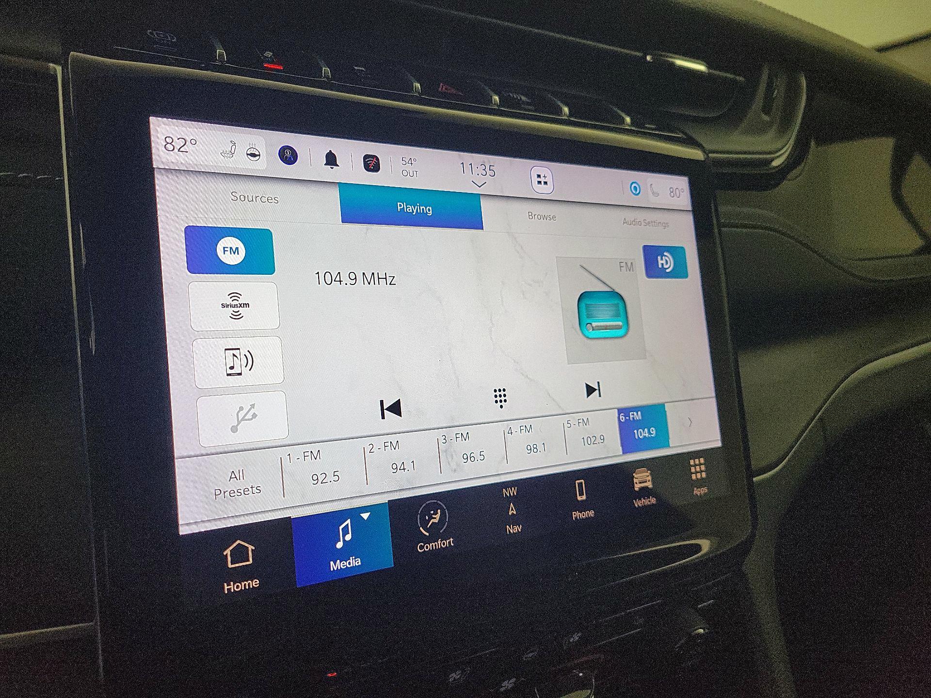 Thumbnail: 2023 Jeep Grand Cherokee - 16