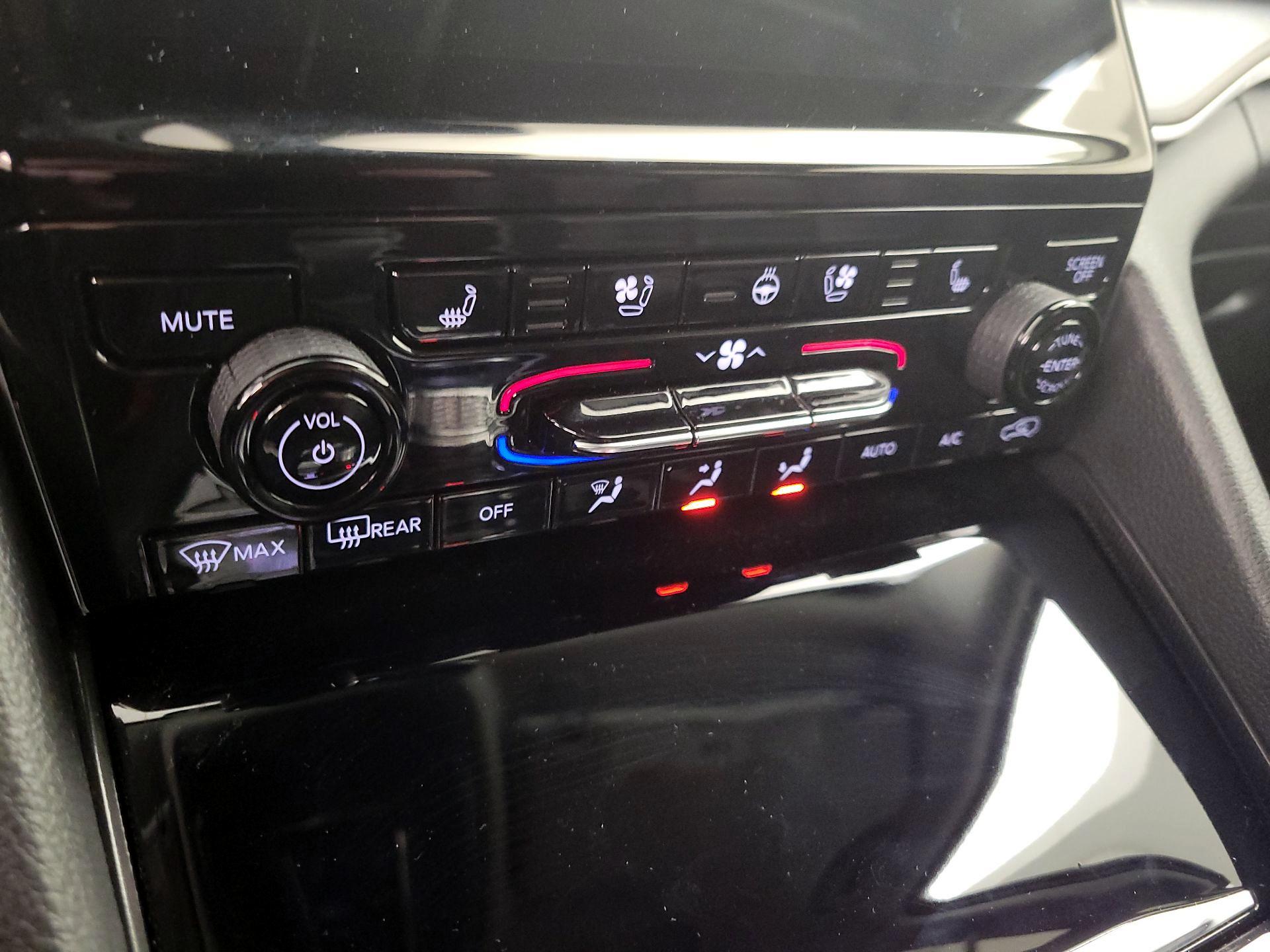 Thumbnail: 2023 Jeep Grand Cherokee - 17