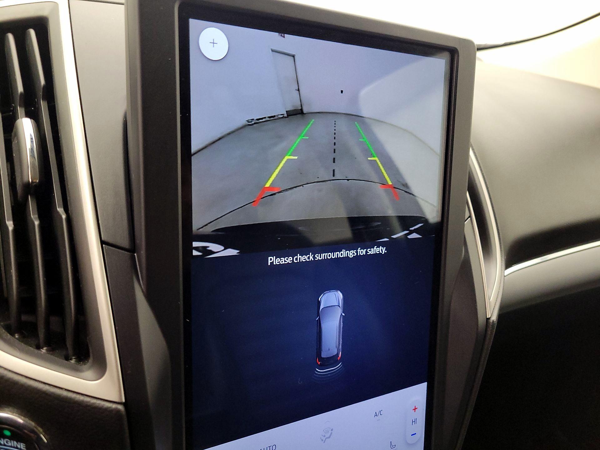 Thumbnail: 2021 Ford Edge - 14