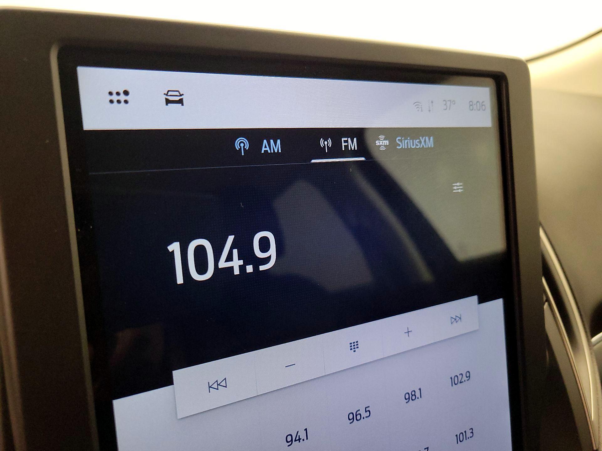 Thumbnail: 2021 Ford Edge - 15