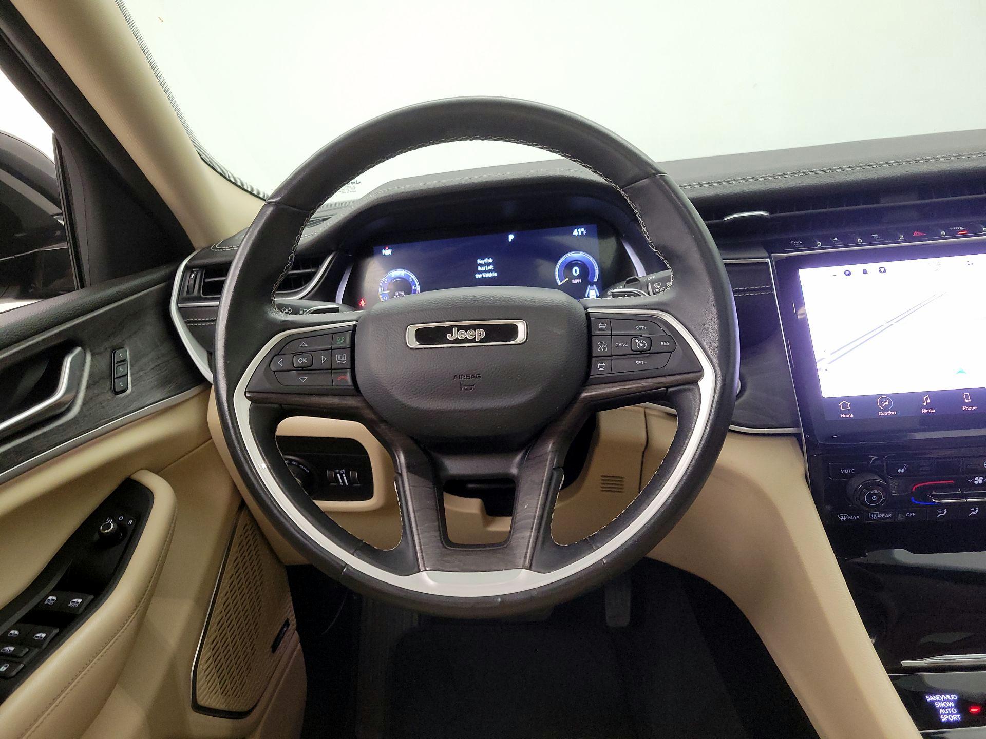 Thumbnail: 2022 Jeep Grand Cherokee L - 10