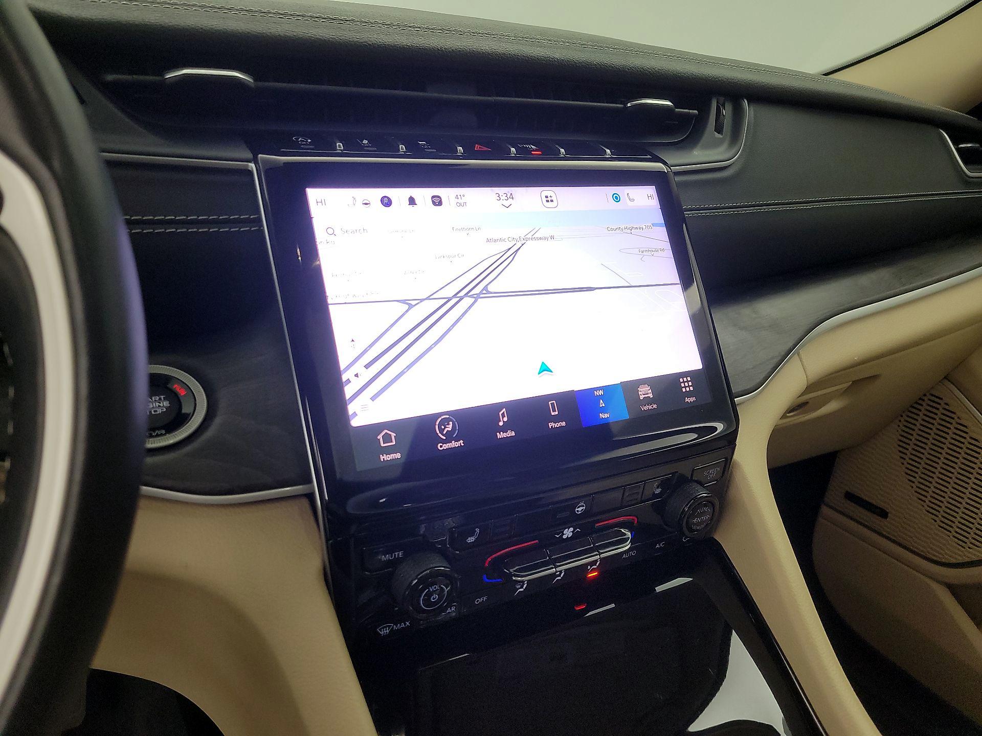 Thumbnail: 2022 Jeep Grand Cherokee L - 14