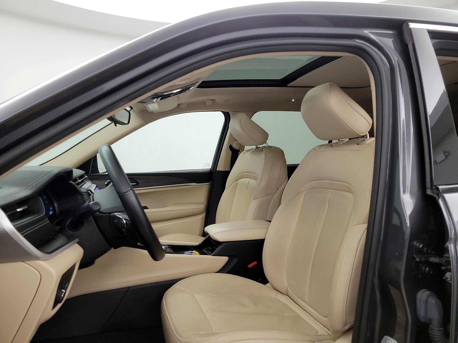 Thumbnail: 2022 Jeep Grand Cherokee L - 20