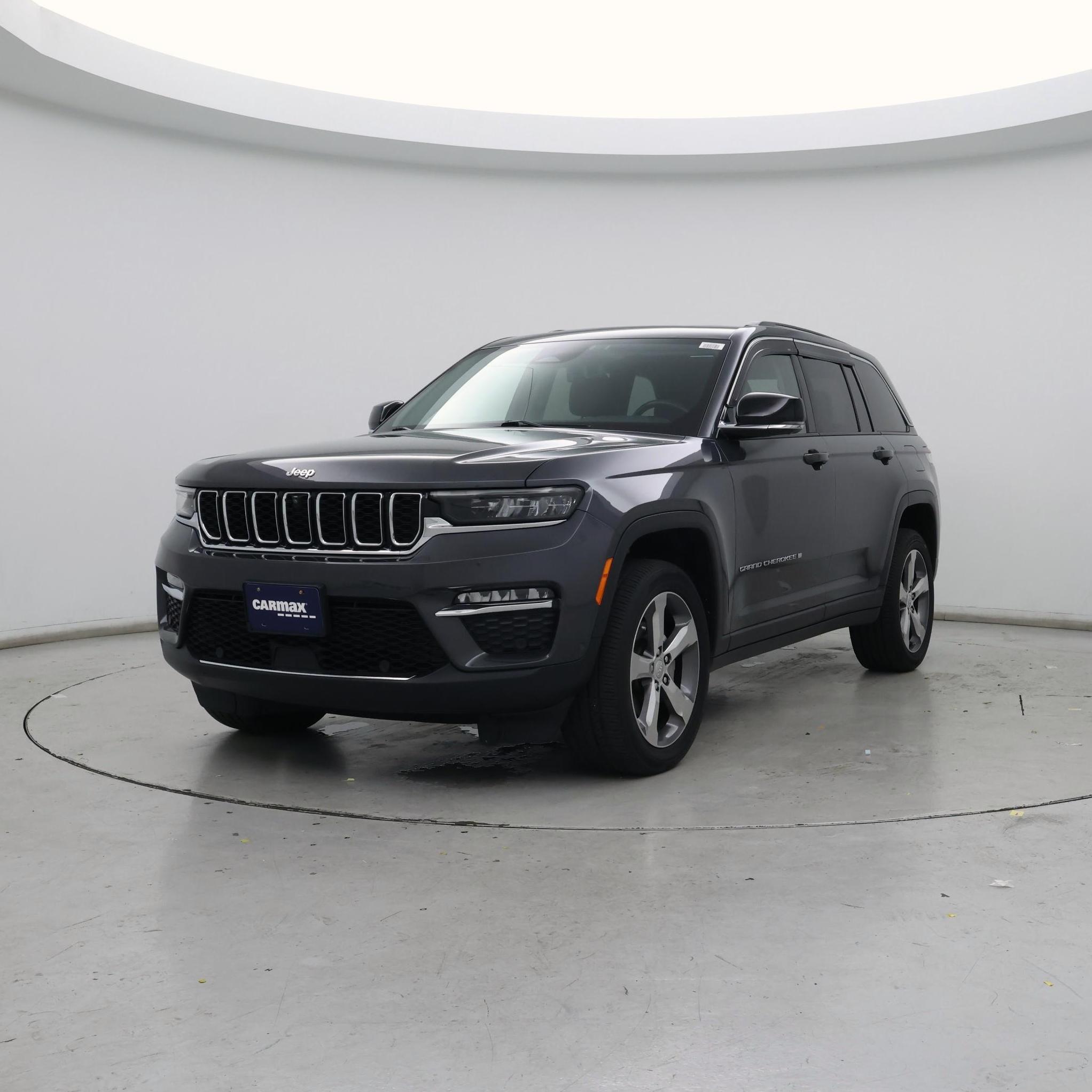 Thumbnail: 2022 Jeep Grand Cherokee - 4