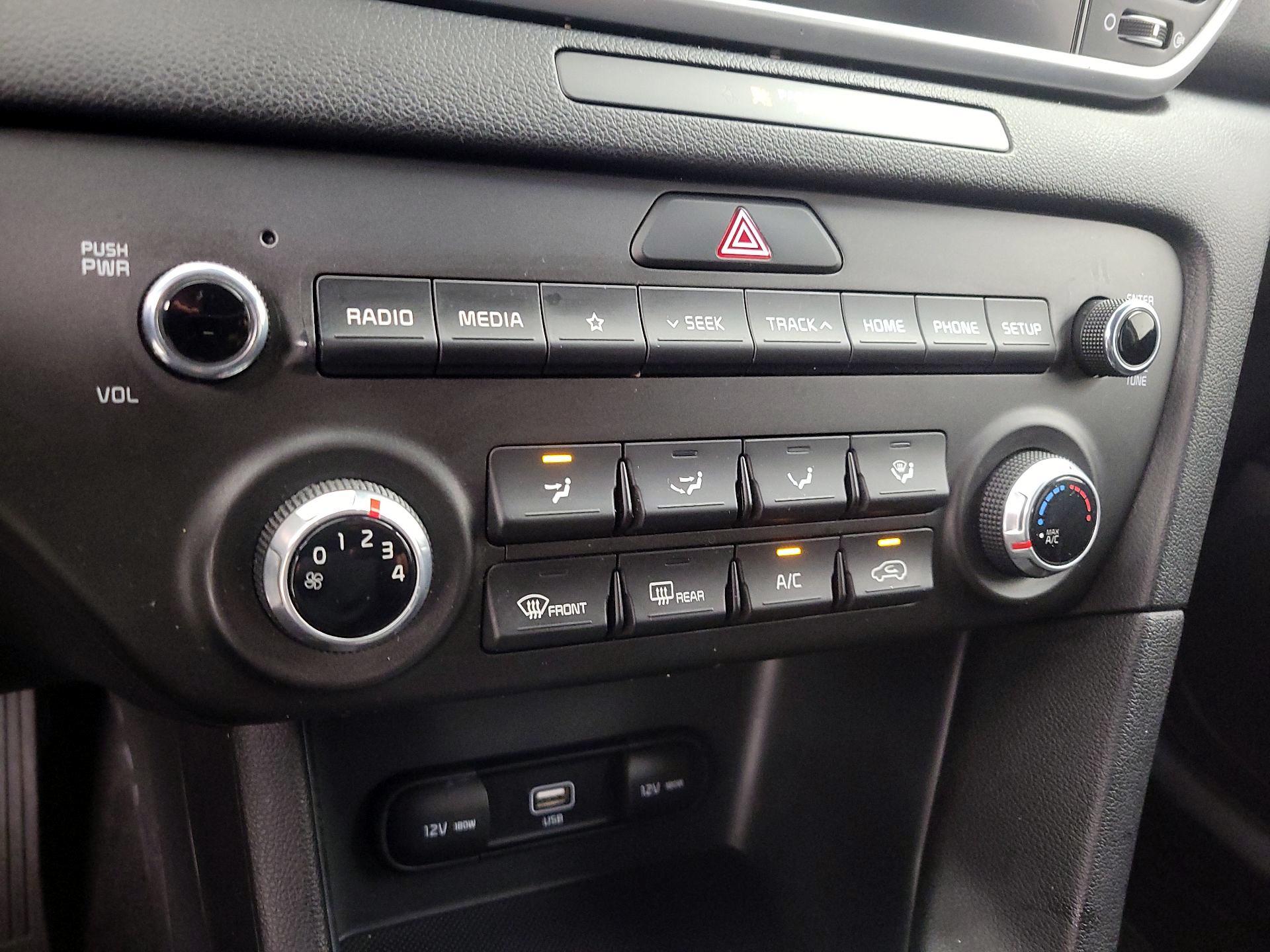 Thumbnail: 2021 Kia Sportage - 16