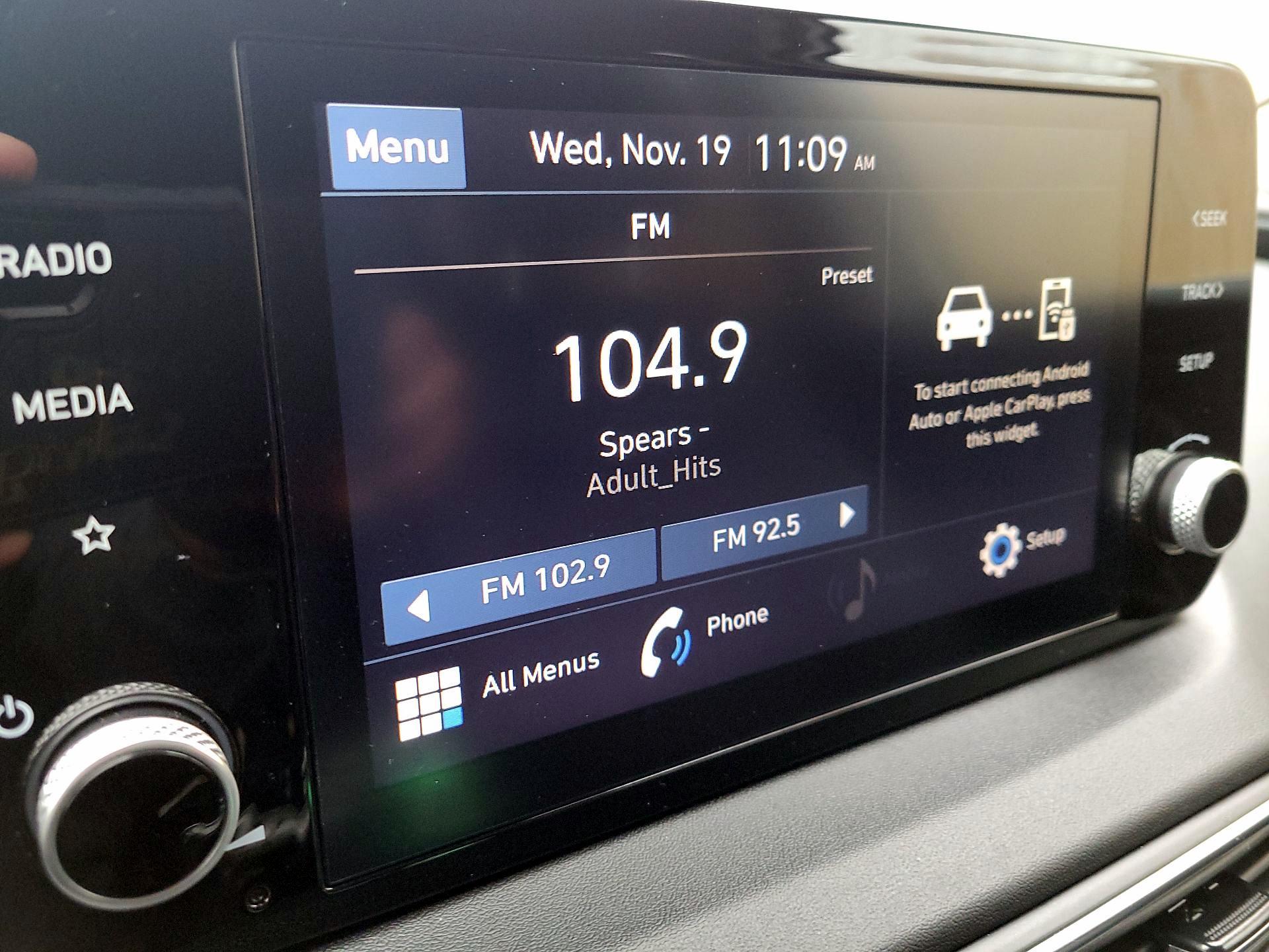 Thumbnail: 2022 Hyundai Santa Fe - 15