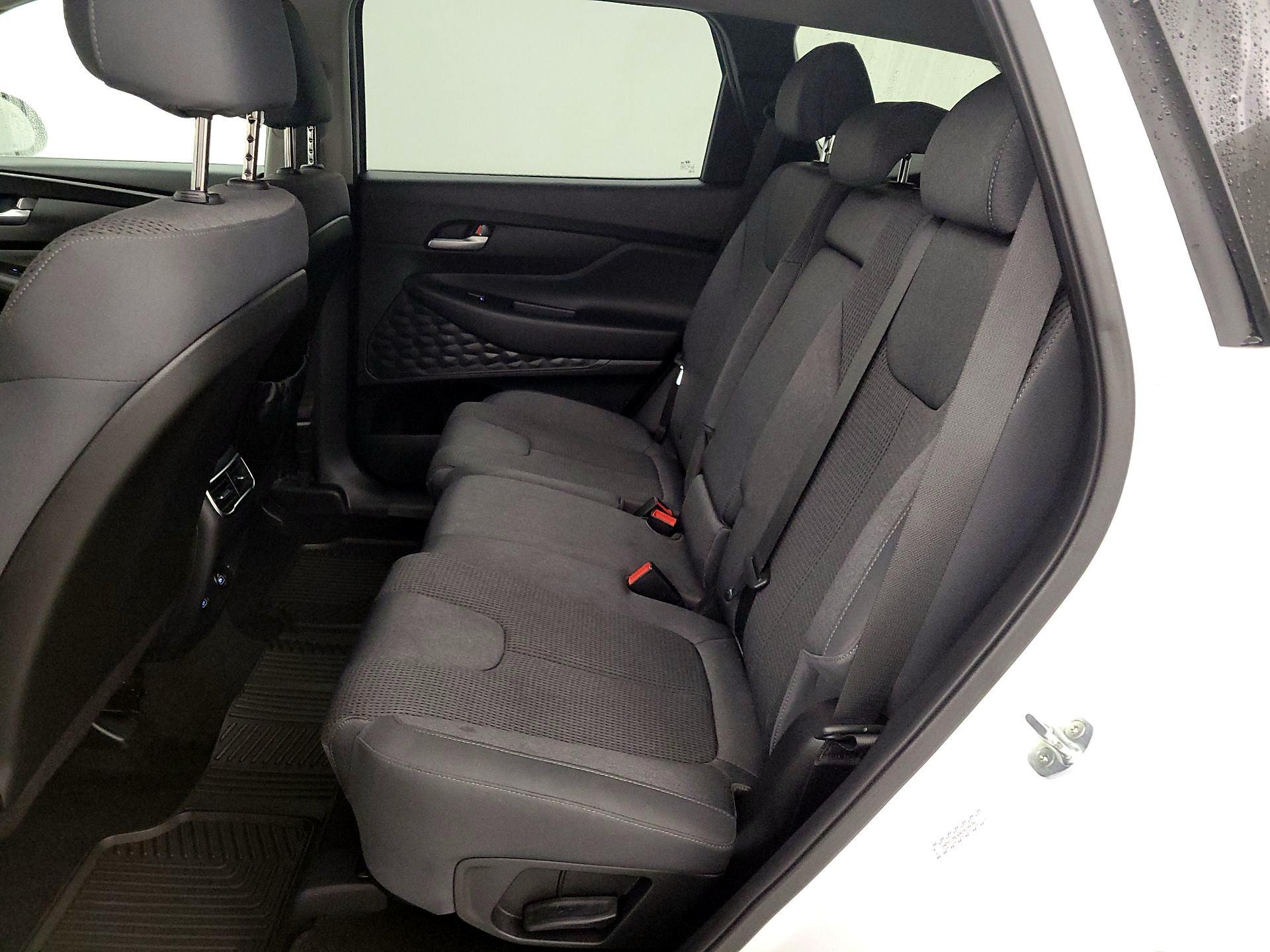 Thumbnail: 2022 Hyundai Santa Fe - 18