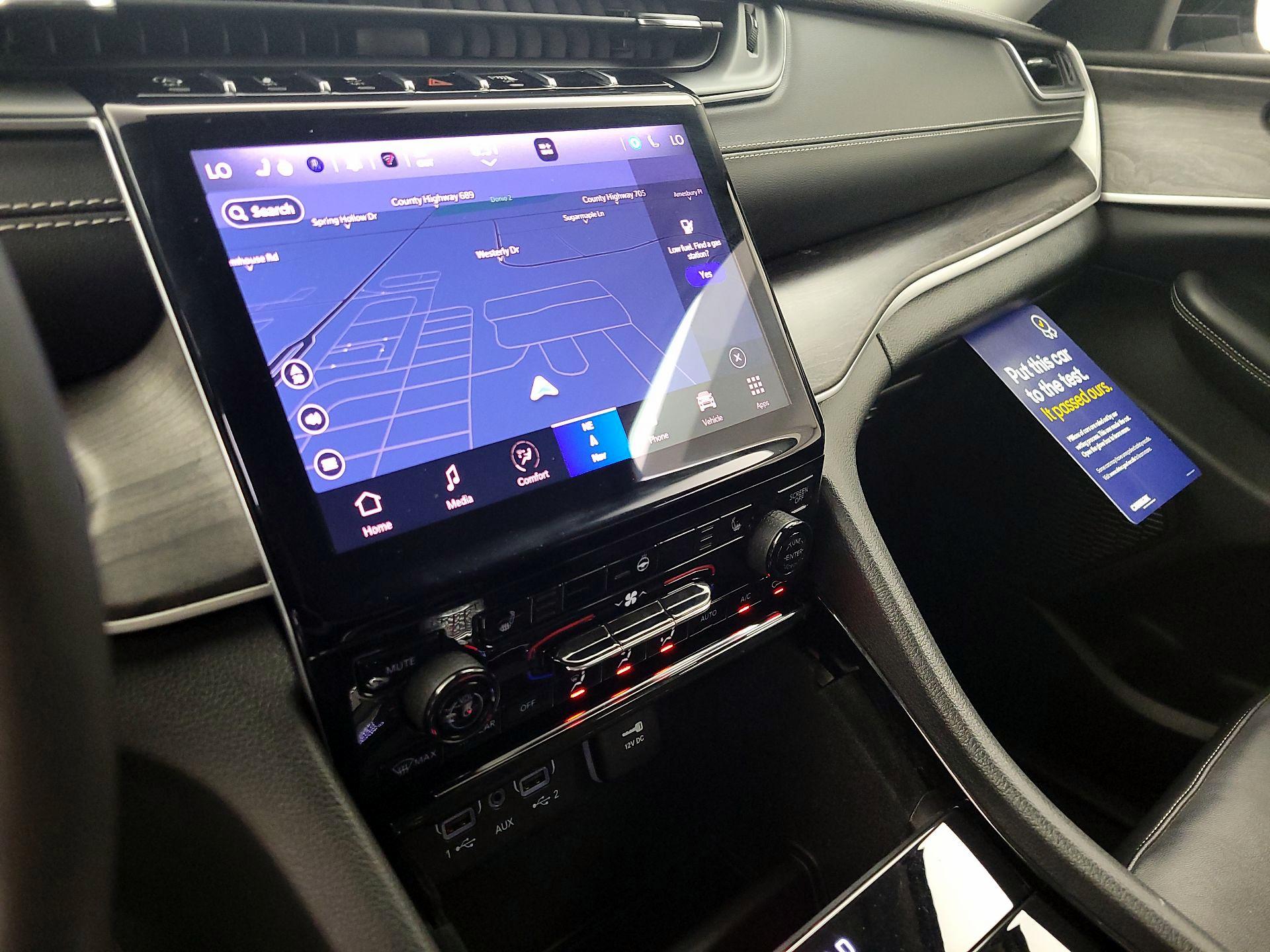 Thumbnail: 2023 Jeep Grand Cherokee - 14