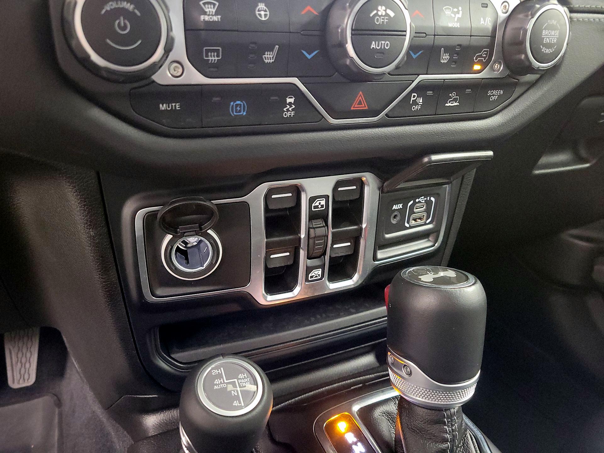 Thumbnail: 2024 Jeep Wrangler - 19