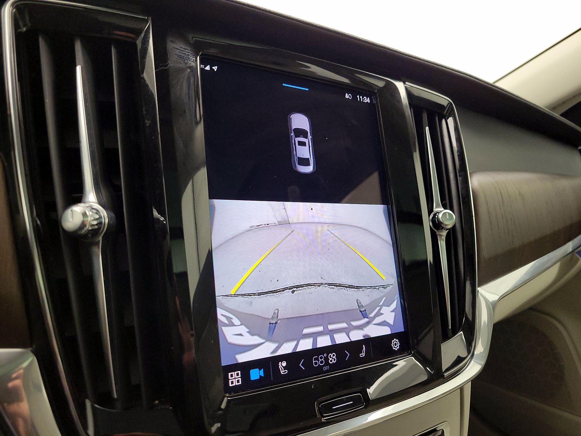 Thumbnail: 2022 Volvo S90 - 15