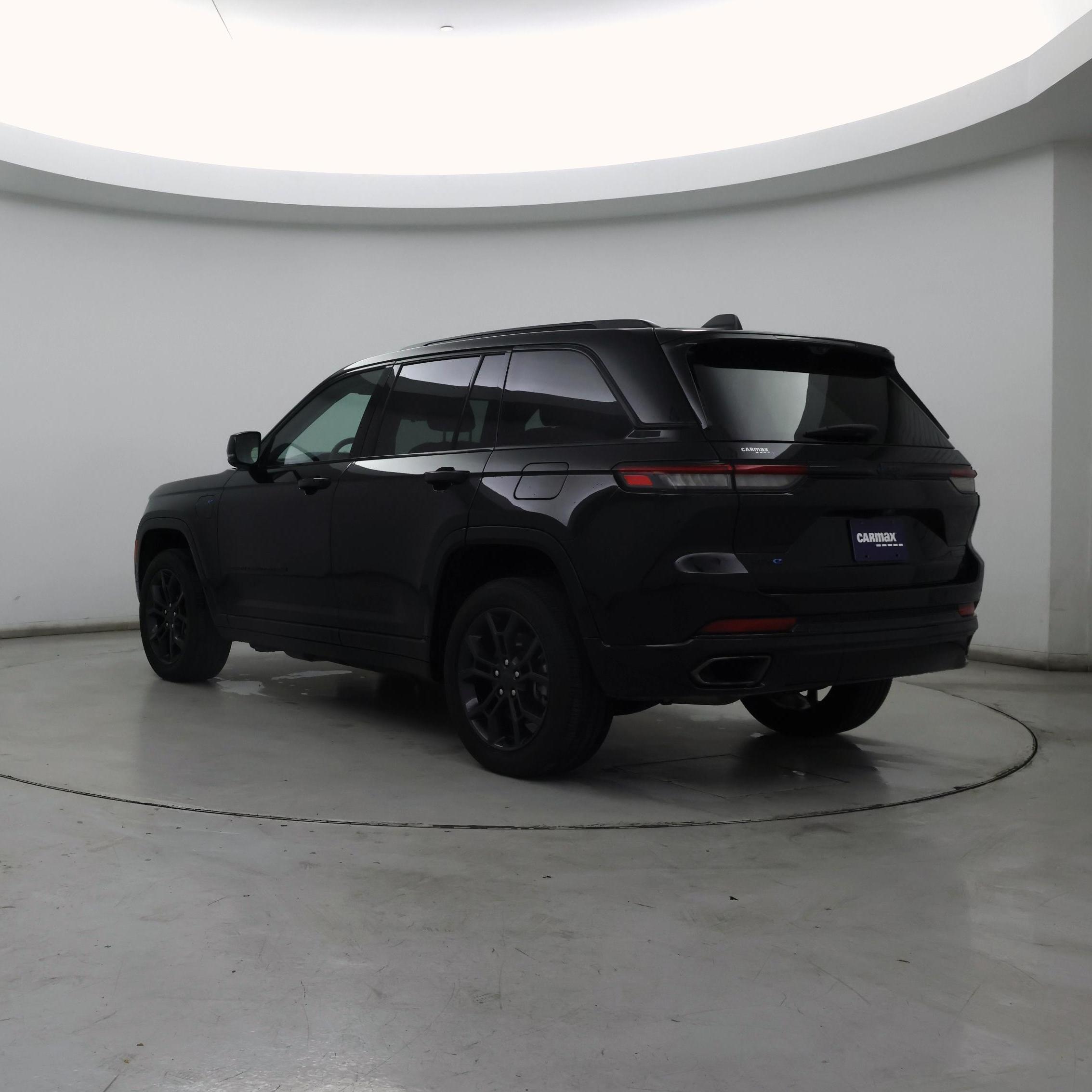 Thumbnail: 2023 Jeep Grand Cherokee - 2