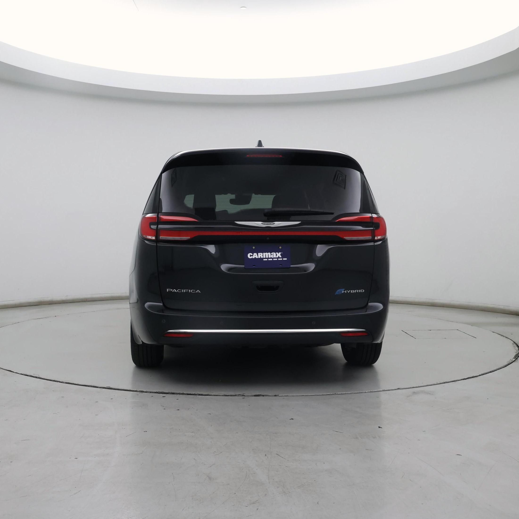 Thumbnail: 2022 Chrysler Pacifica - 6