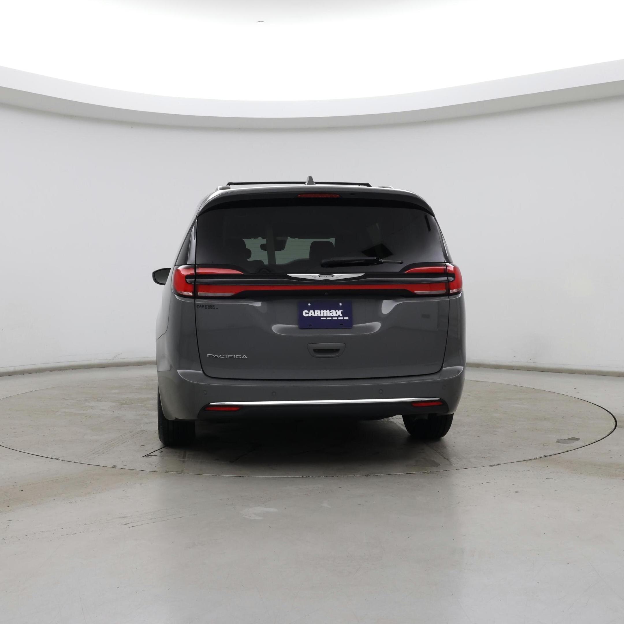 Thumbnail: 2022 Chrysler Pacifica - 6