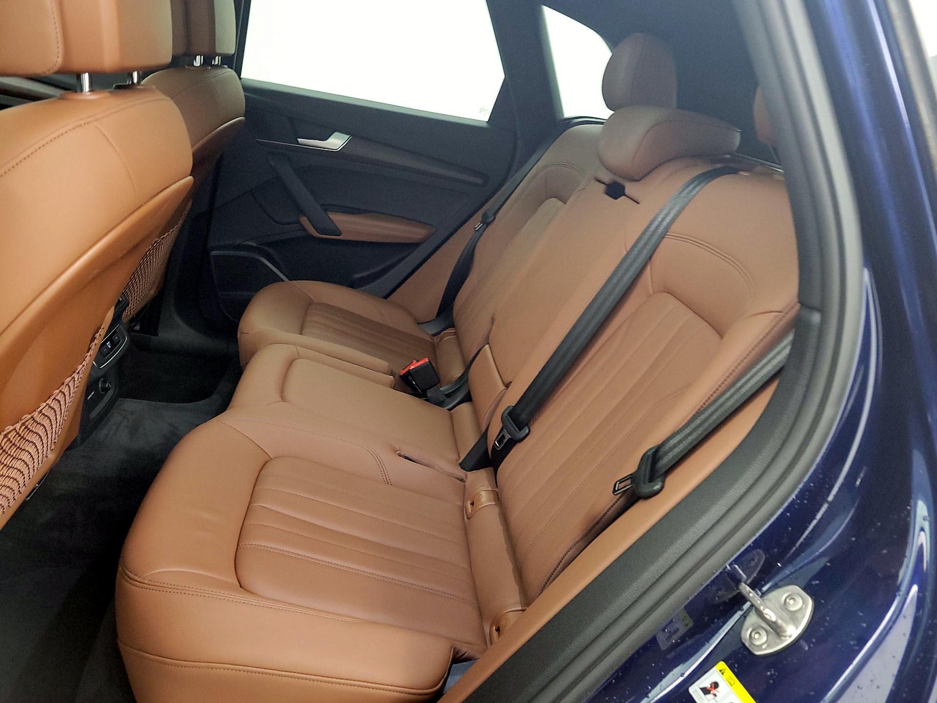 Thumbnail: 2022 Audi Q5 - 20