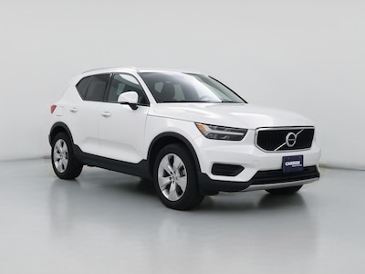 2022 Volvo XC40 T5 Momentum