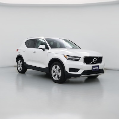 2022 Volvo XC40 T5 Momentum