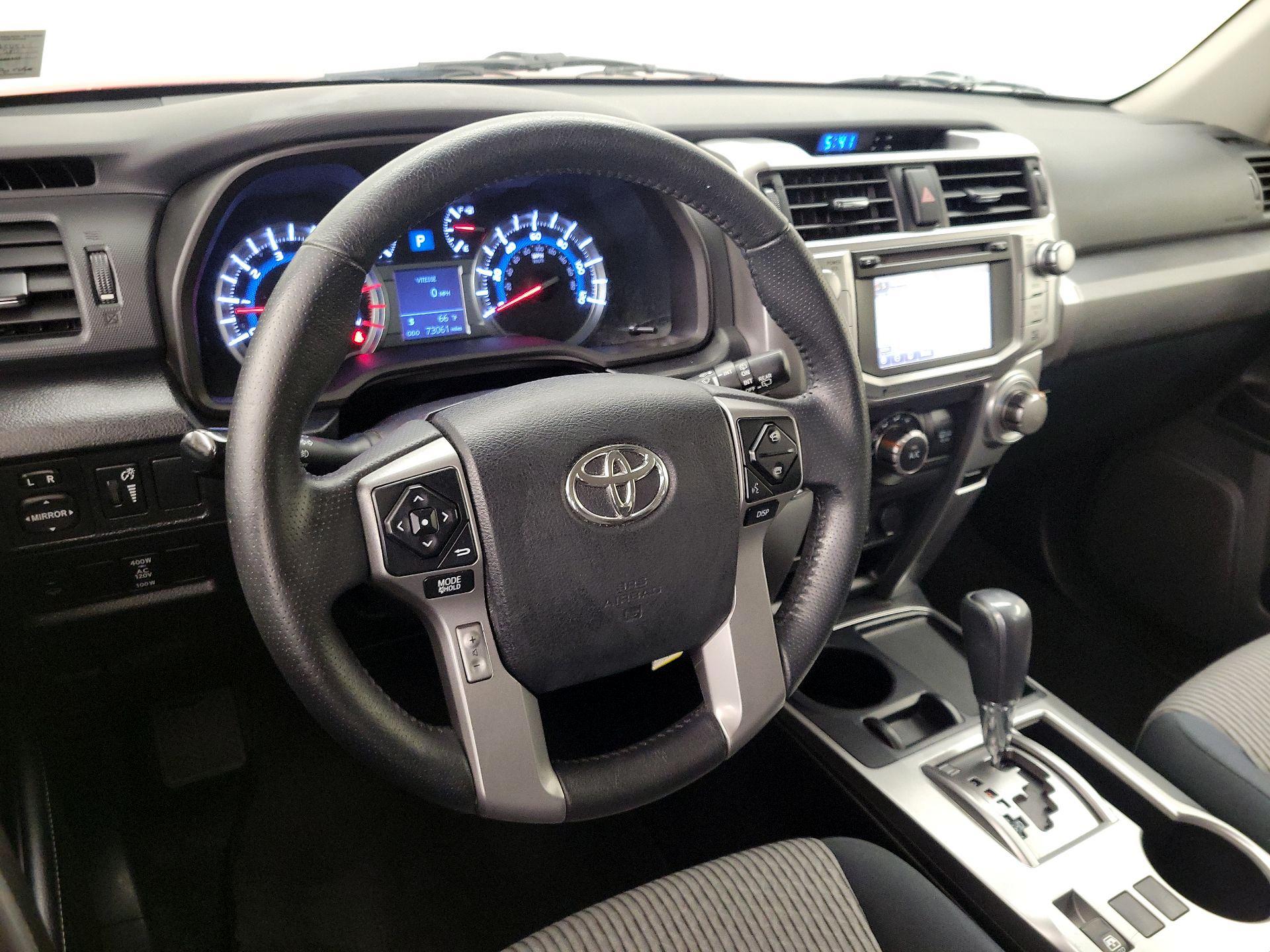 Thumbnail: 2017 Toyota 4Runner - 9