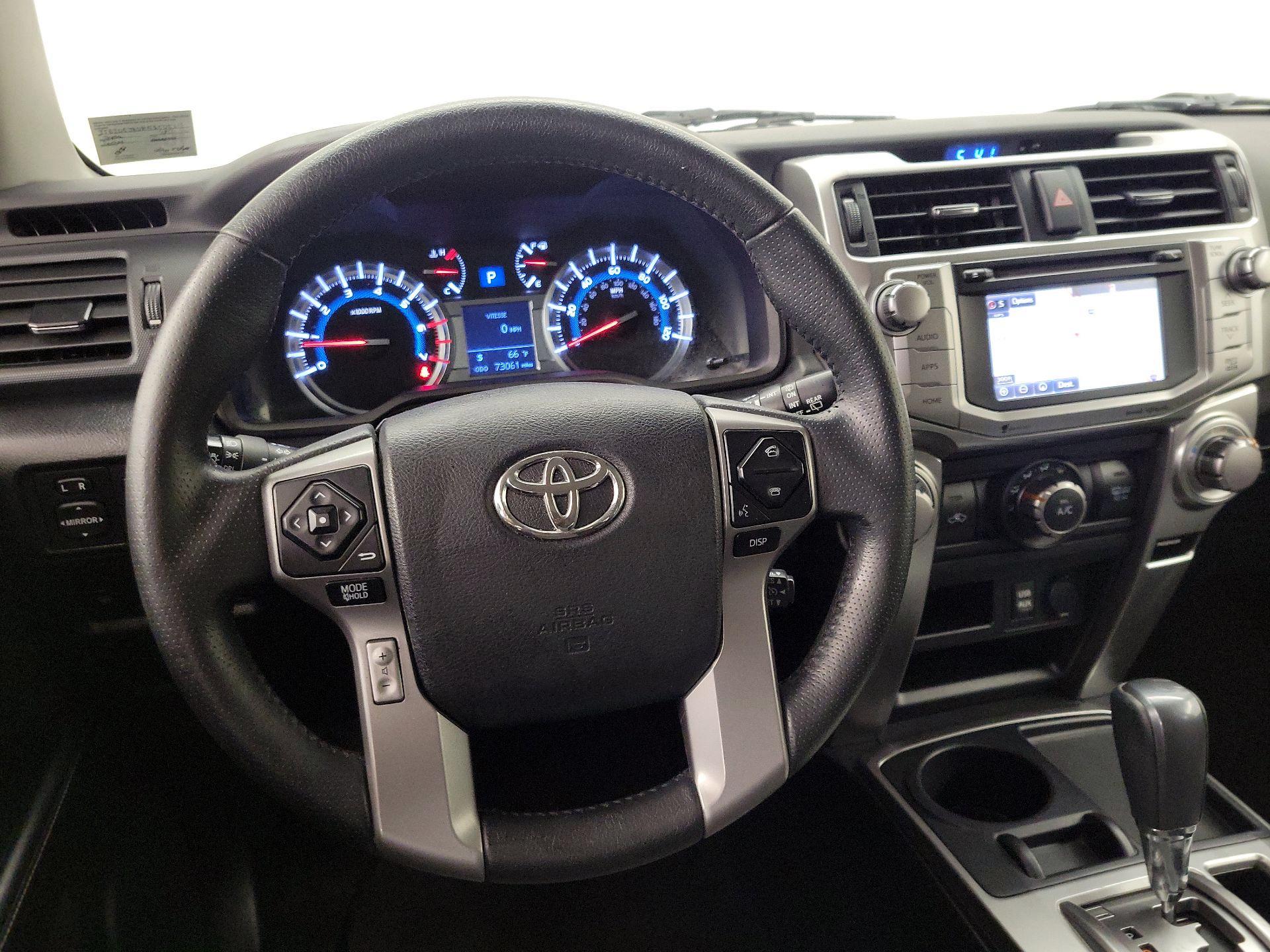 Thumbnail: 2017 Toyota 4Runner - 10