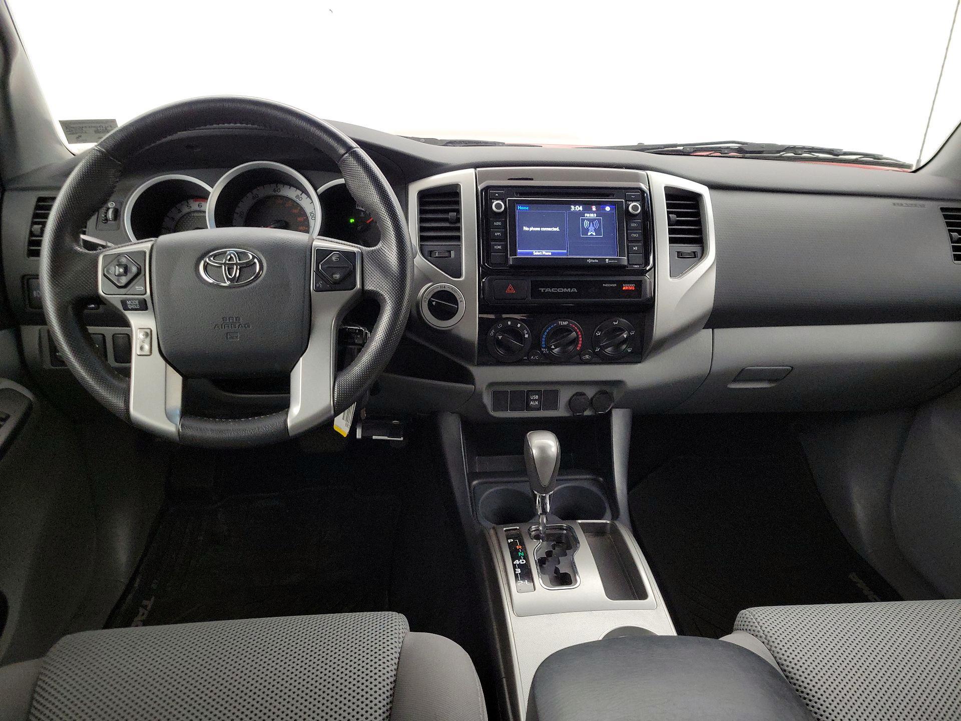 Thumbnail: 2015 Toyota Tacoma - 9