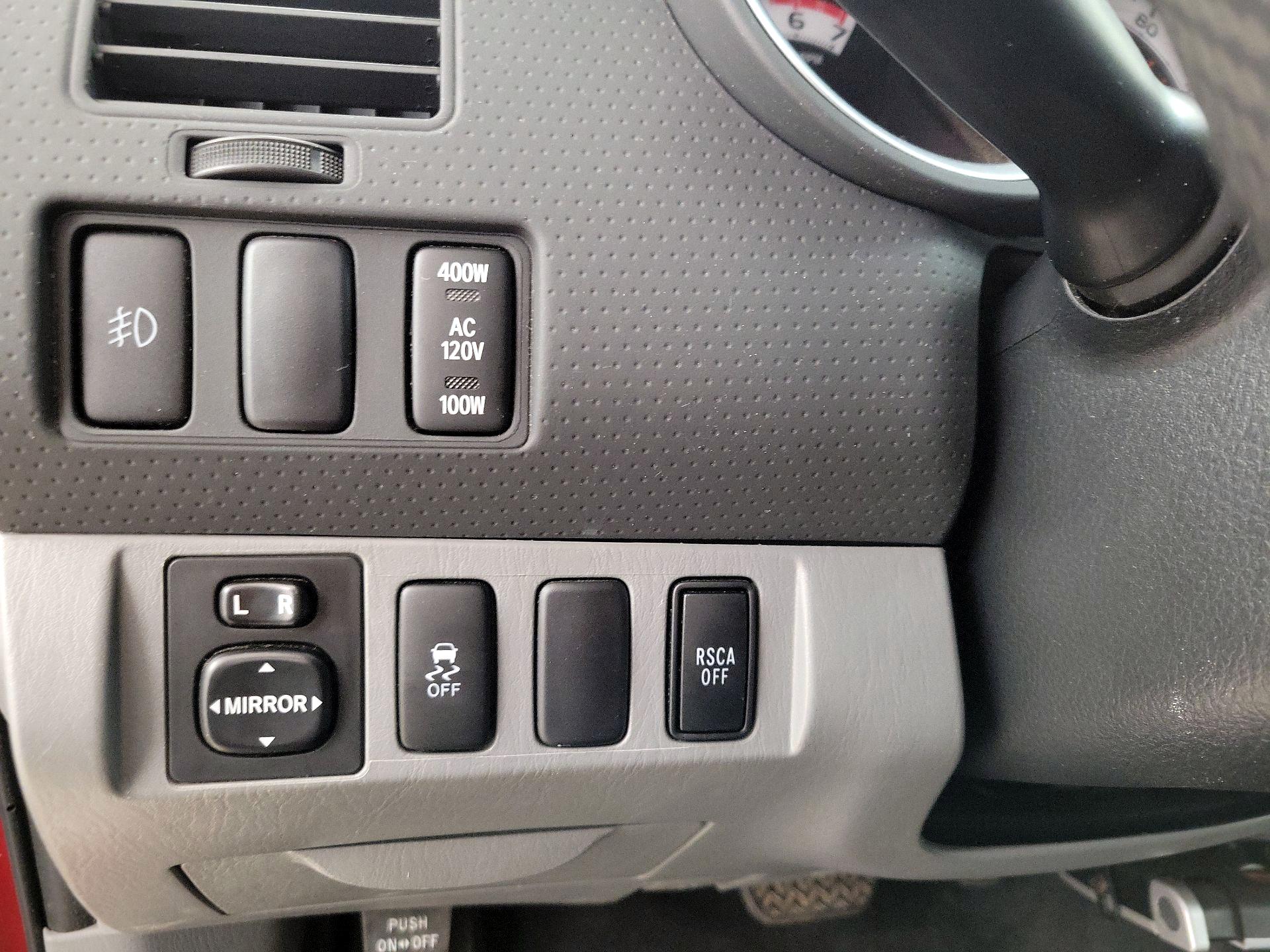 Thumbnail: 2015 Toyota Tacoma - 13