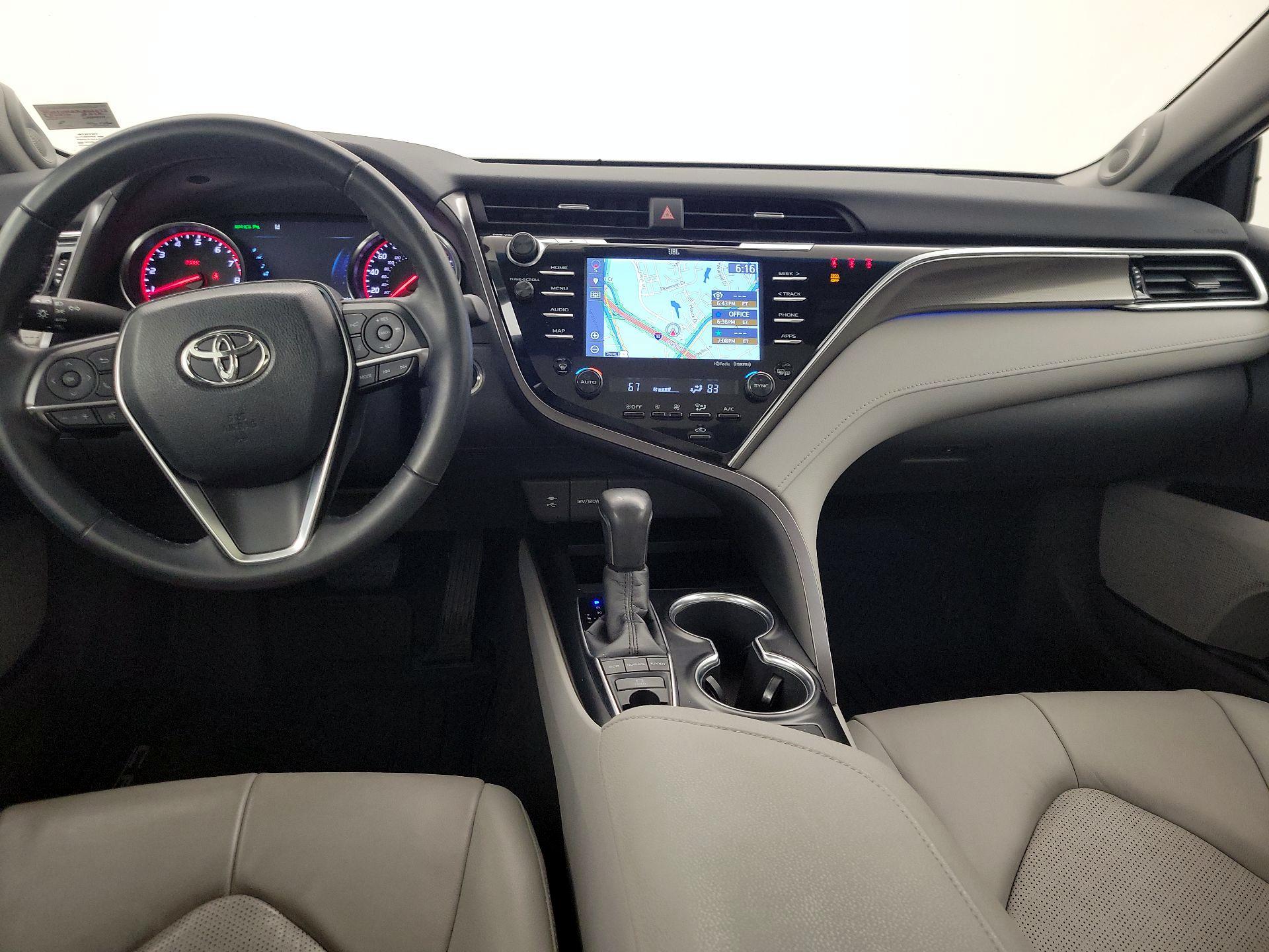 Thumbnail: 2018 Toyota Camry - 9