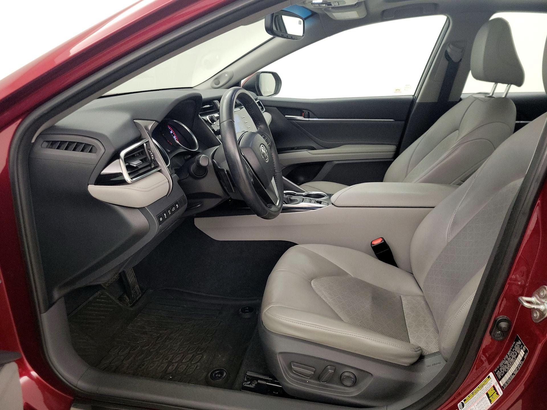 Thumbnail: 2018 Toyota Camry - 11