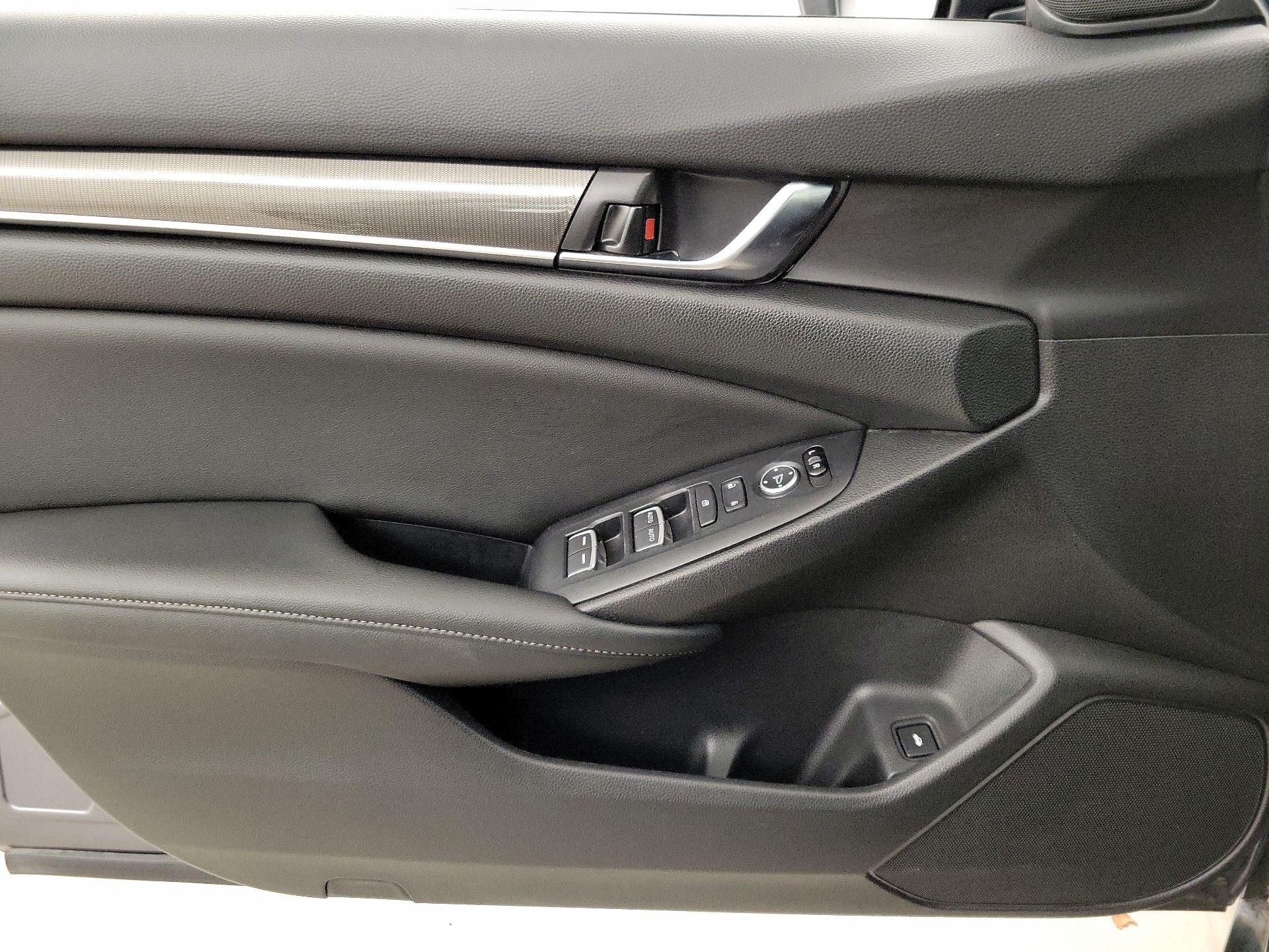 Thumbnail: 2020 Honda Accord - 12