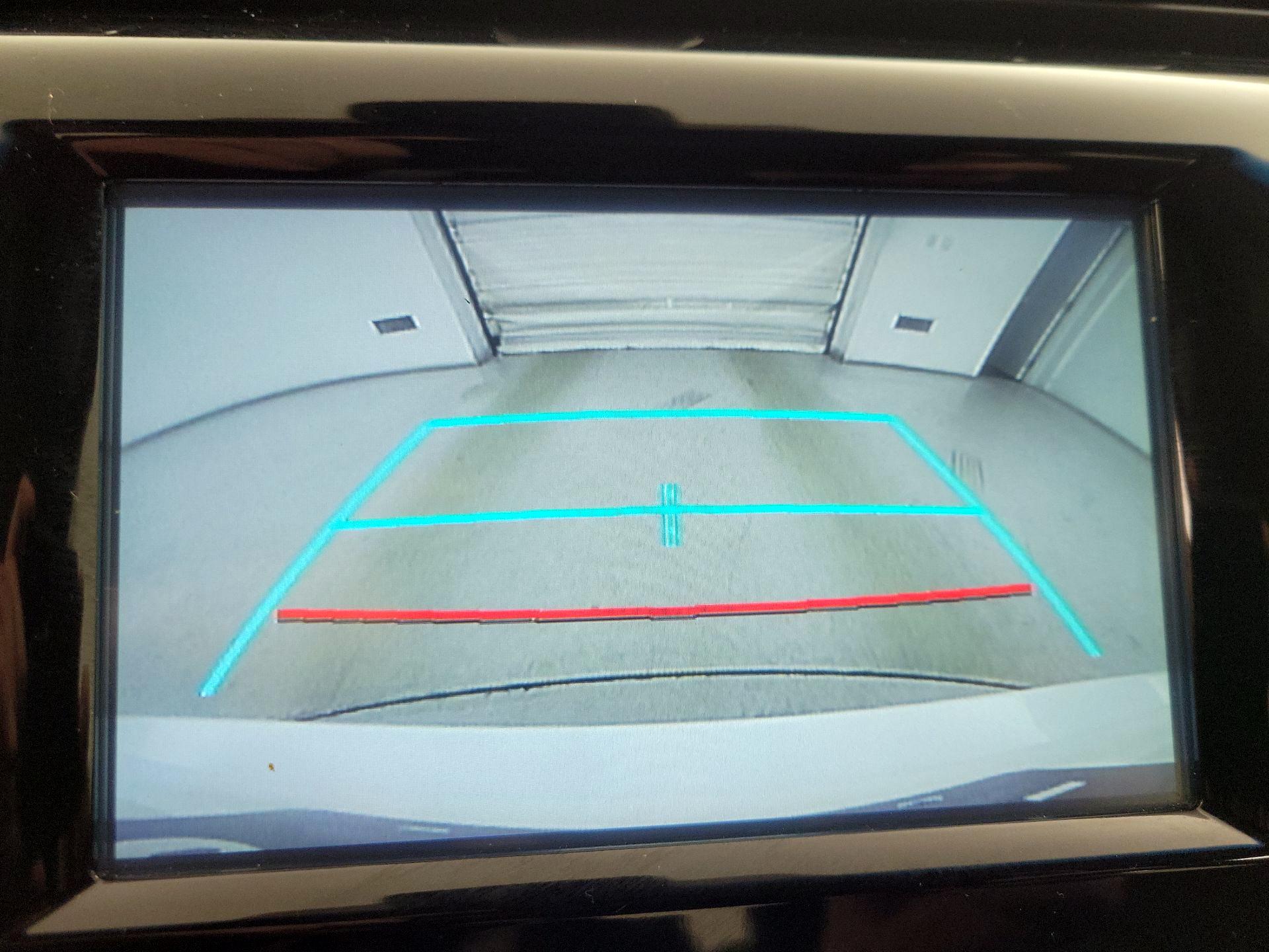 Thumbnail: 2018 Toyota Camry - 14