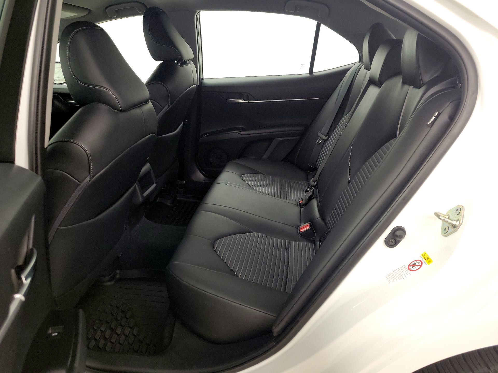 Thumbnail: 2018 Toyota Camry - 19