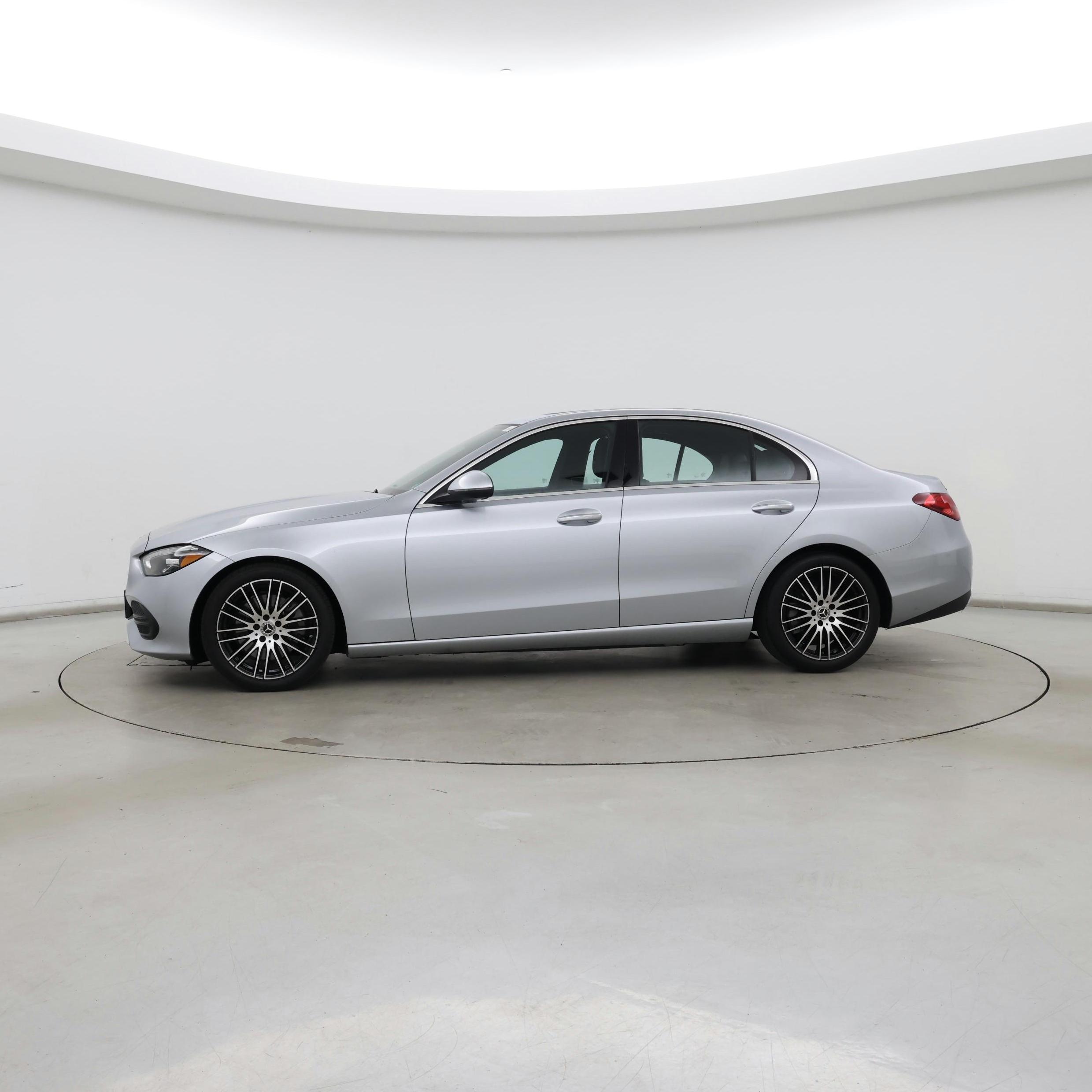 Thumbnail: 2022 Mercedes-Benz C-Class - 3