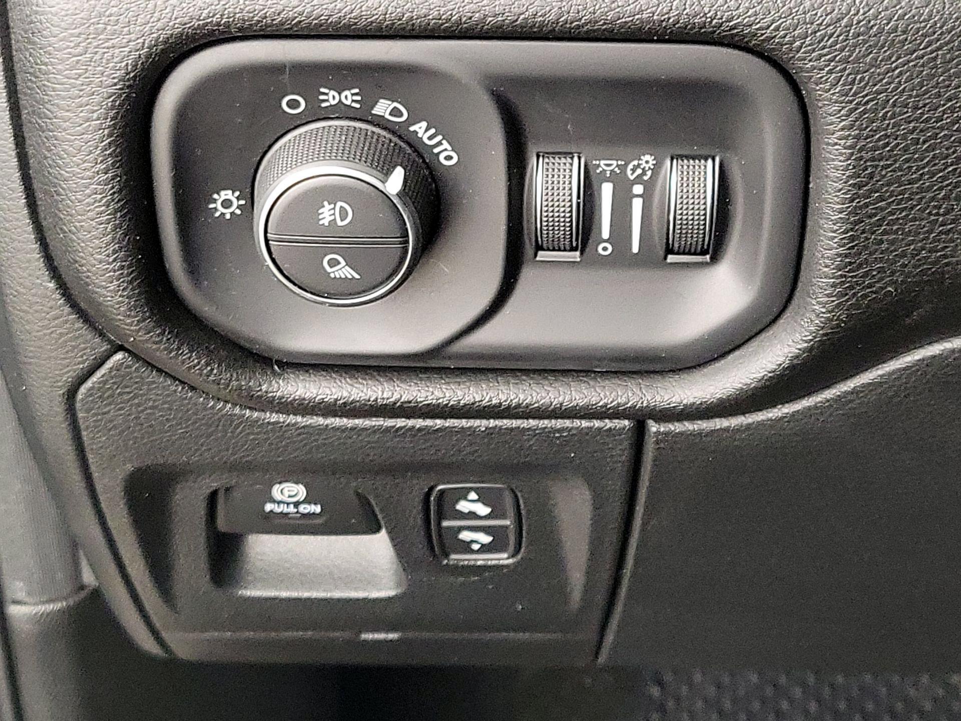 Thumbnail: 2023 RAM 1500 - 13