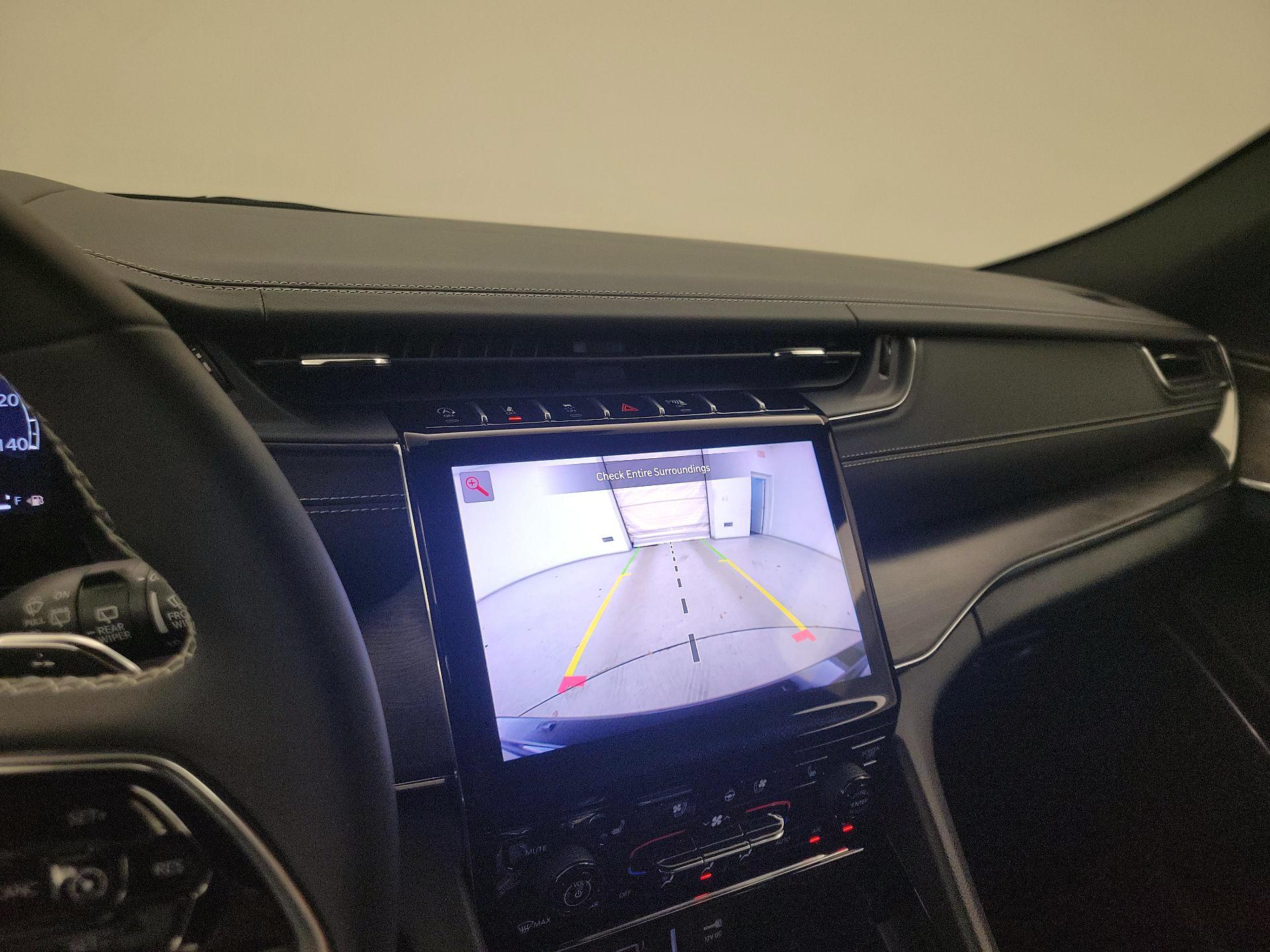 Thumbnail: 2024 Jeep Grand Cherokee - 15