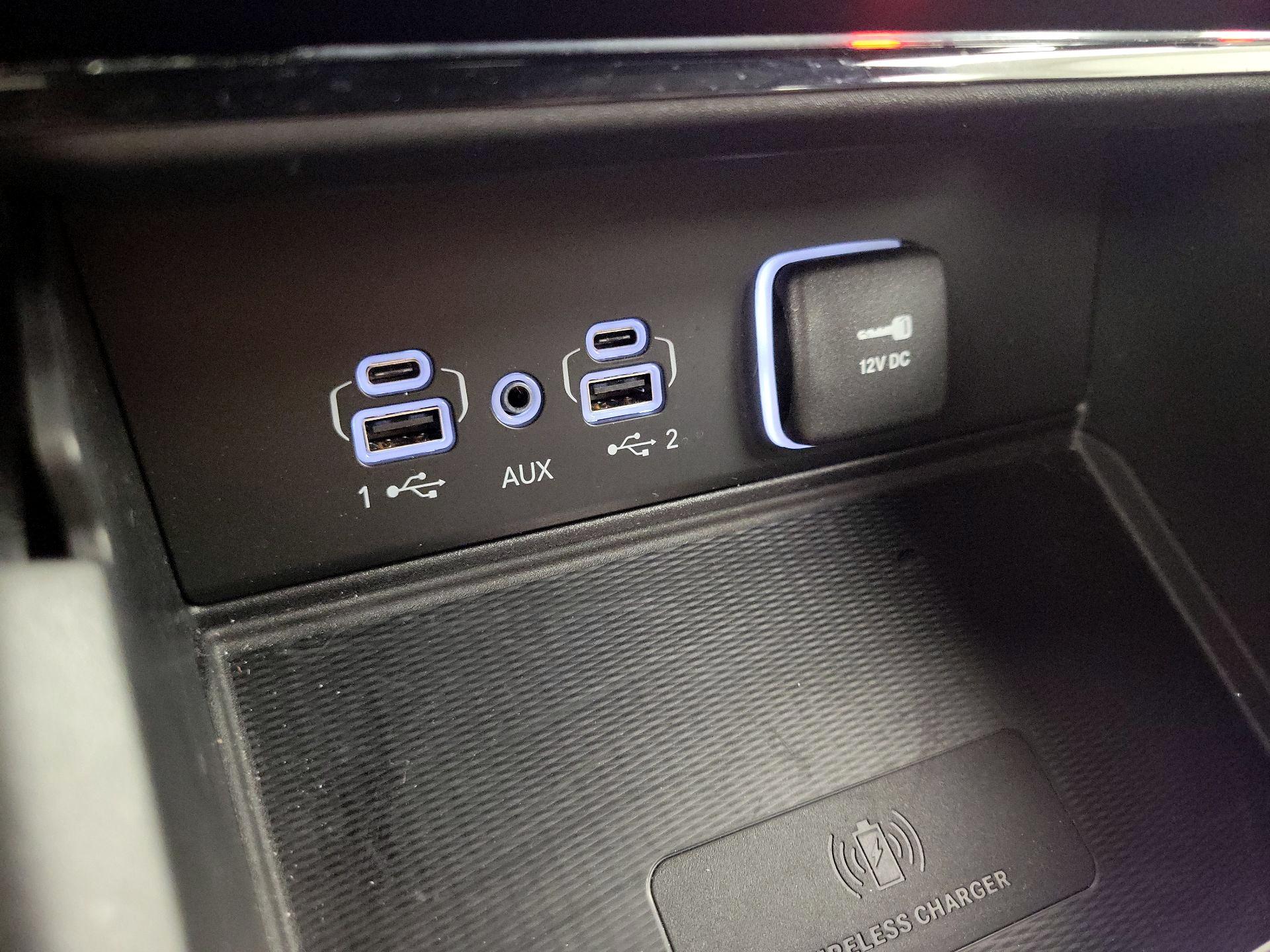 Thumbnail: 2024 Jeep Grand Cherokee - 19