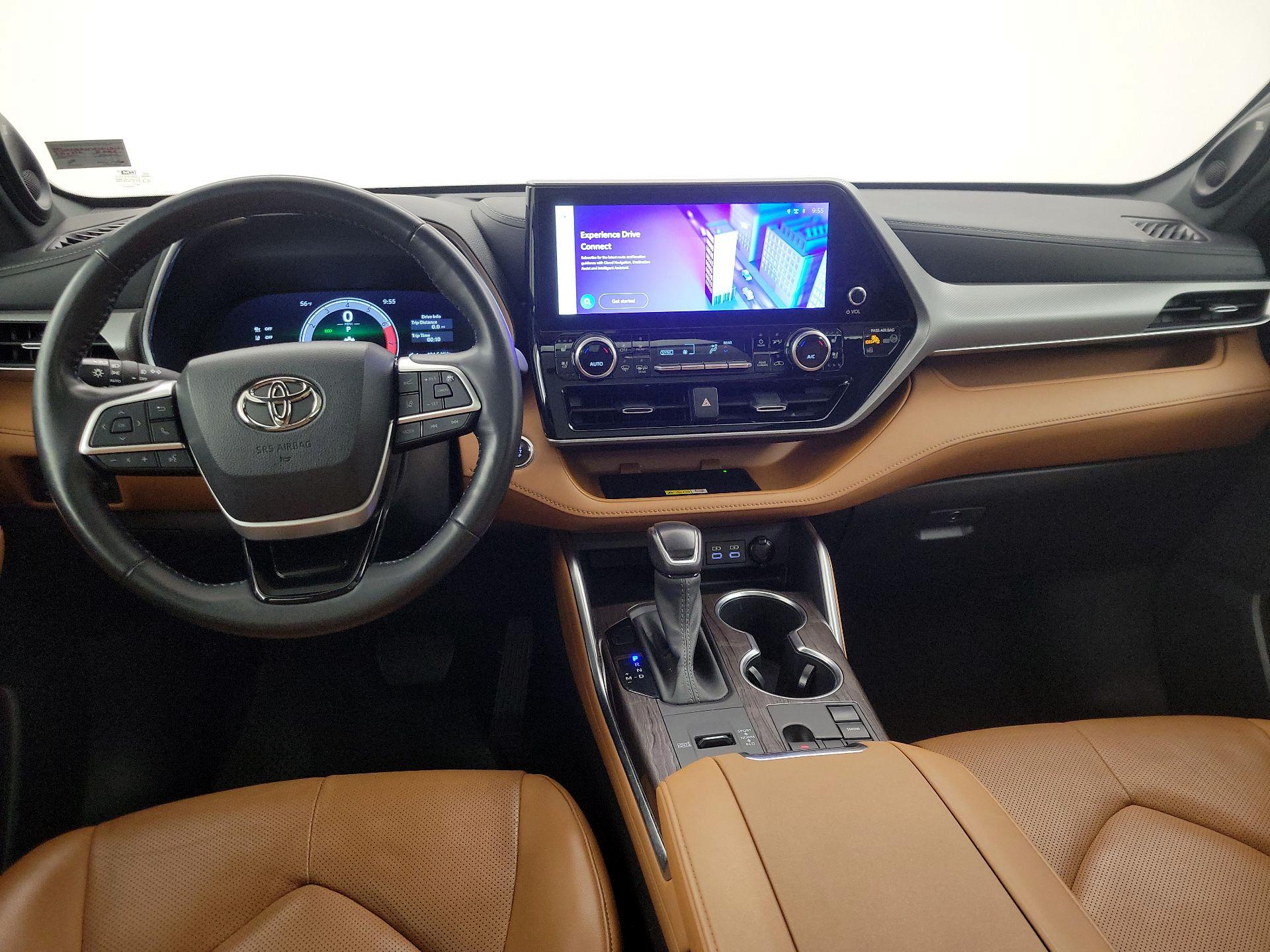 Thumbnail: 2023 Toyota Highlander - 9