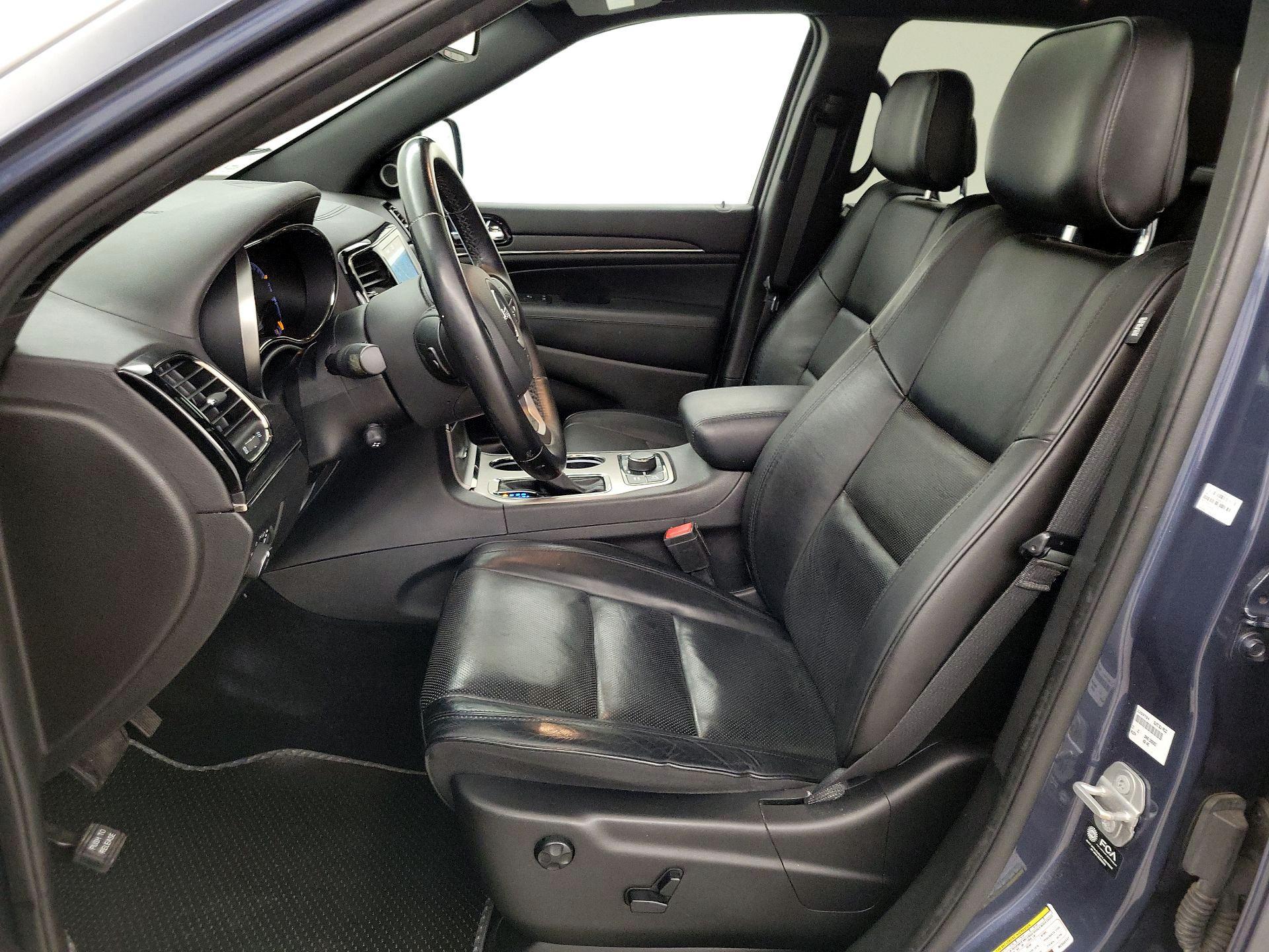 Thumbnail: 2021 Jeep Grand Cherokee - 11