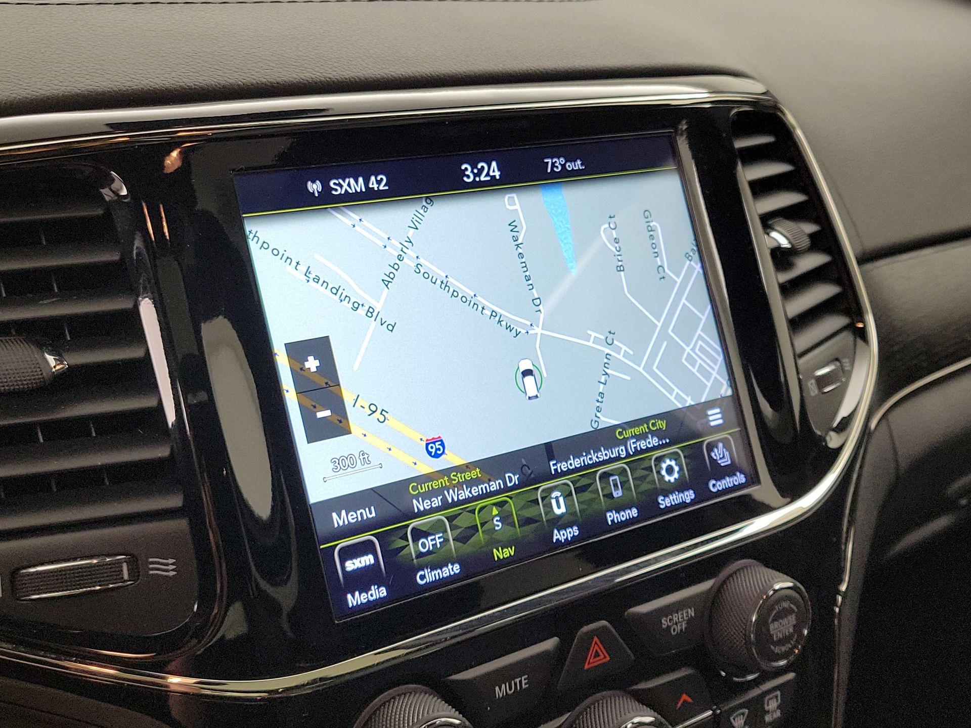 Thumbnail: 2021 Jeep Grand Cherokee - 14