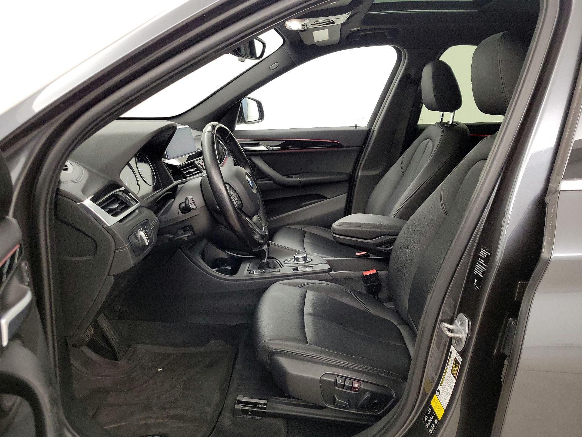 Thumbnail: 2021 BMW X1 - 11