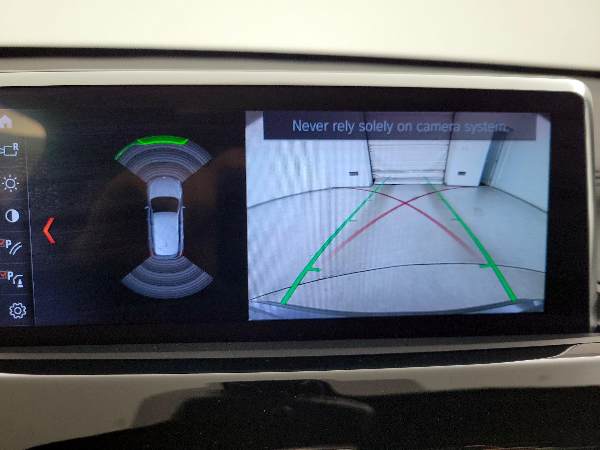 Thumbnail: 2021 BMW X1 - 15