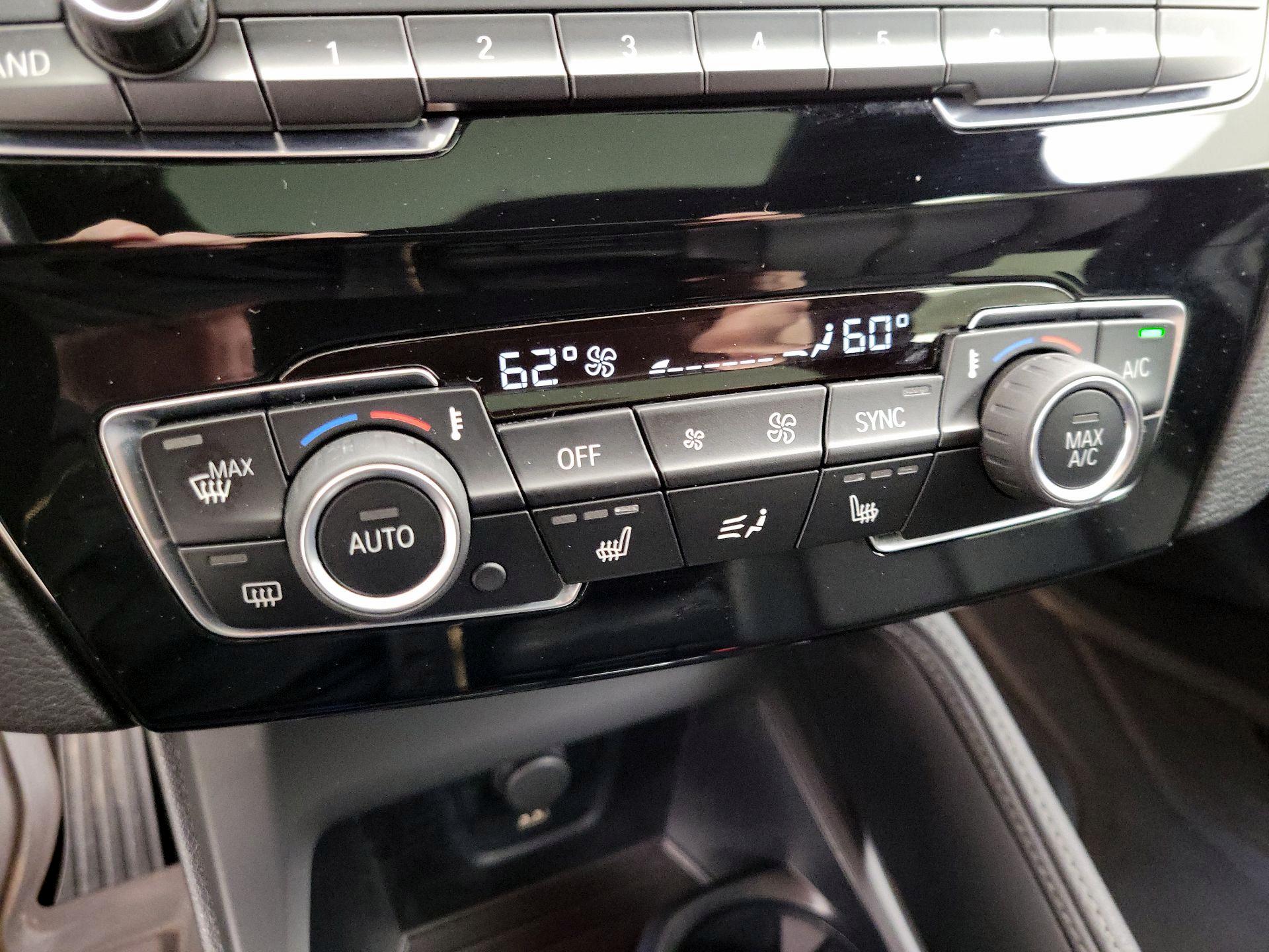 Thumbnail: 2021 BMW X1 - 17