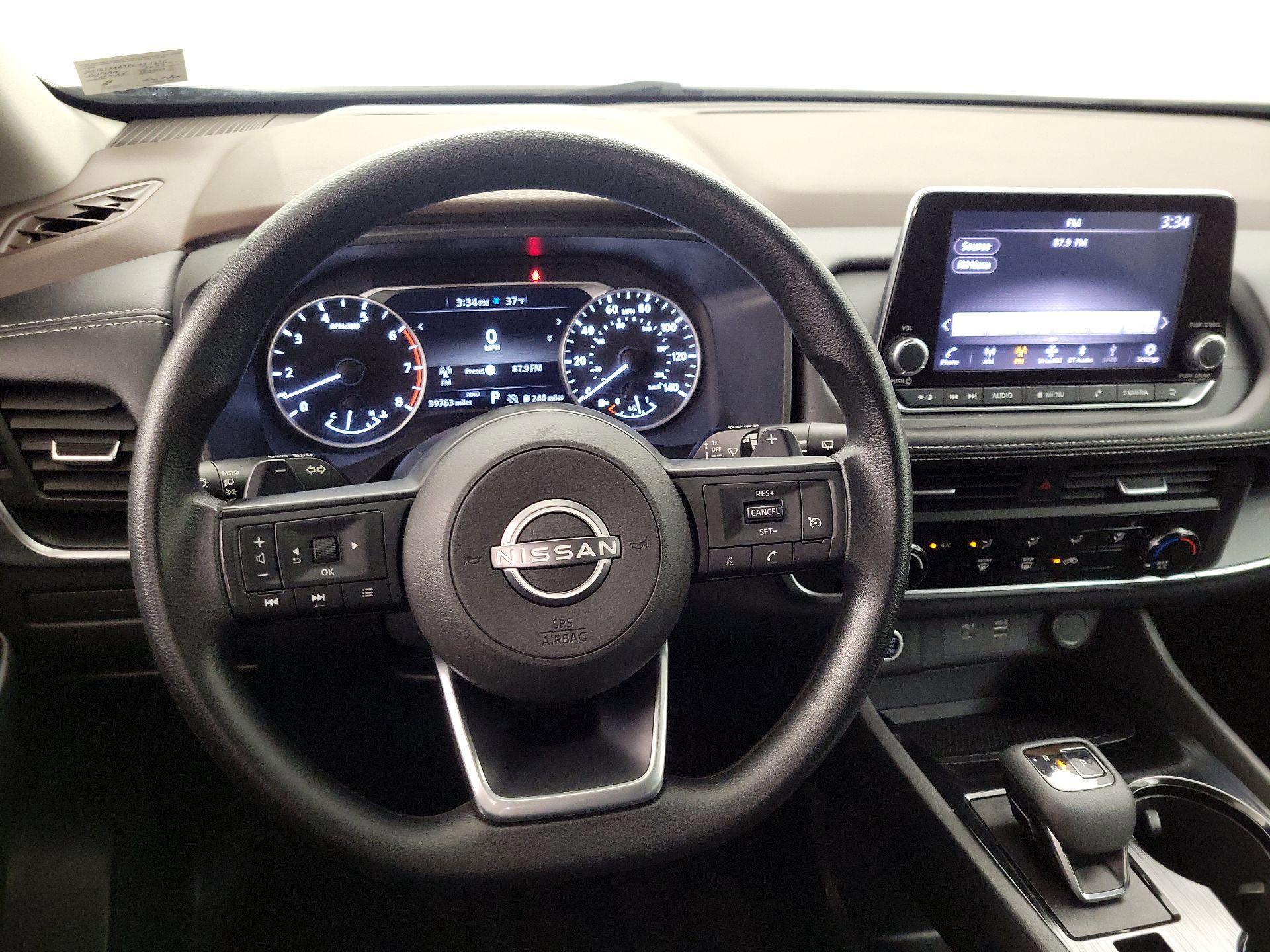 Thumbnail: 2023 Nissan Rogue - 10