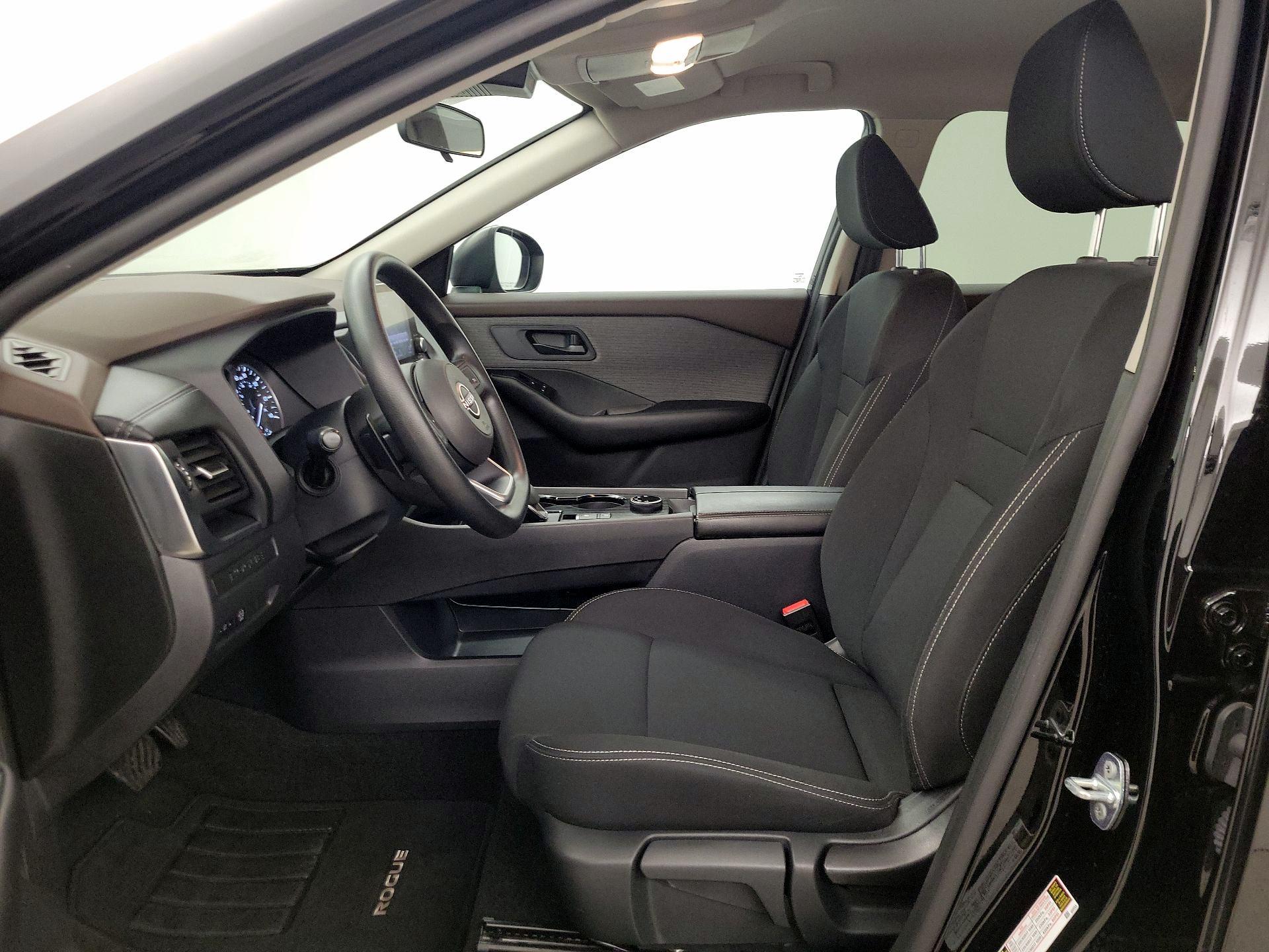 Thumbnail: 2023 Nissan Rogue - 11