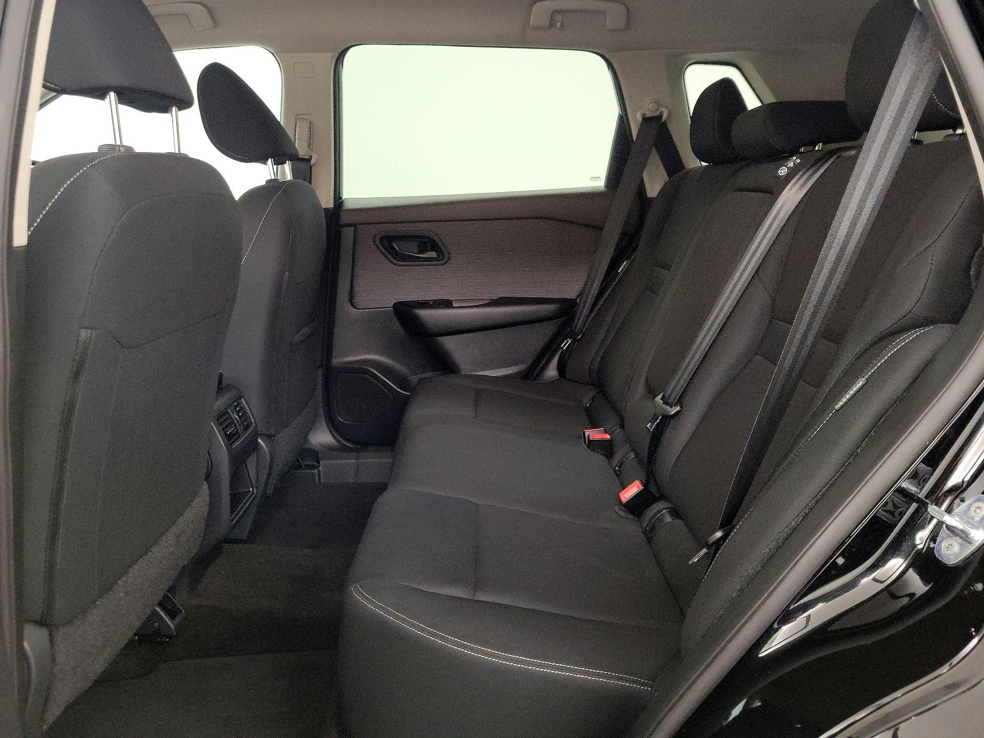 Thumbnail: 2023 Nissan Rogue - 19