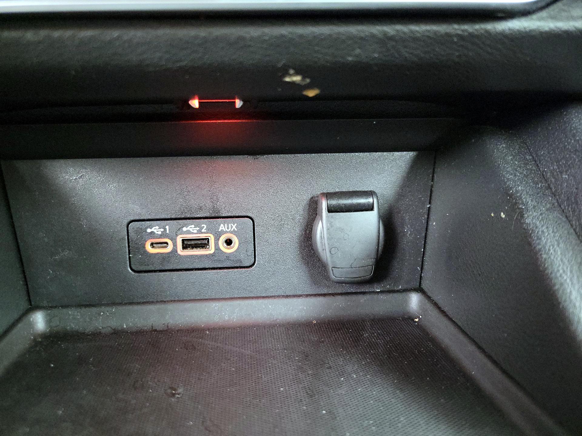 Thumbnail: 2023 Nissan Sentra - 18