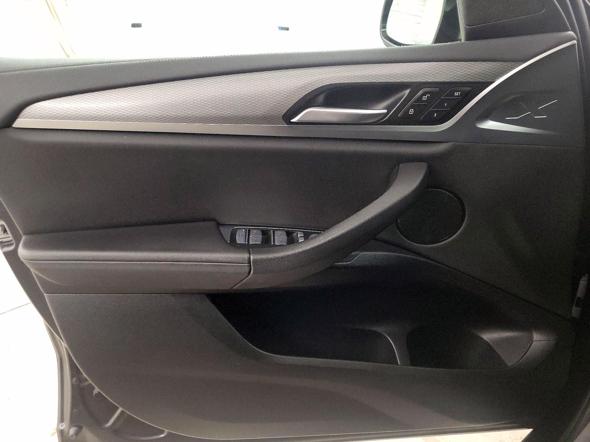 Thumbnail: 2021 BMW X4 - 12