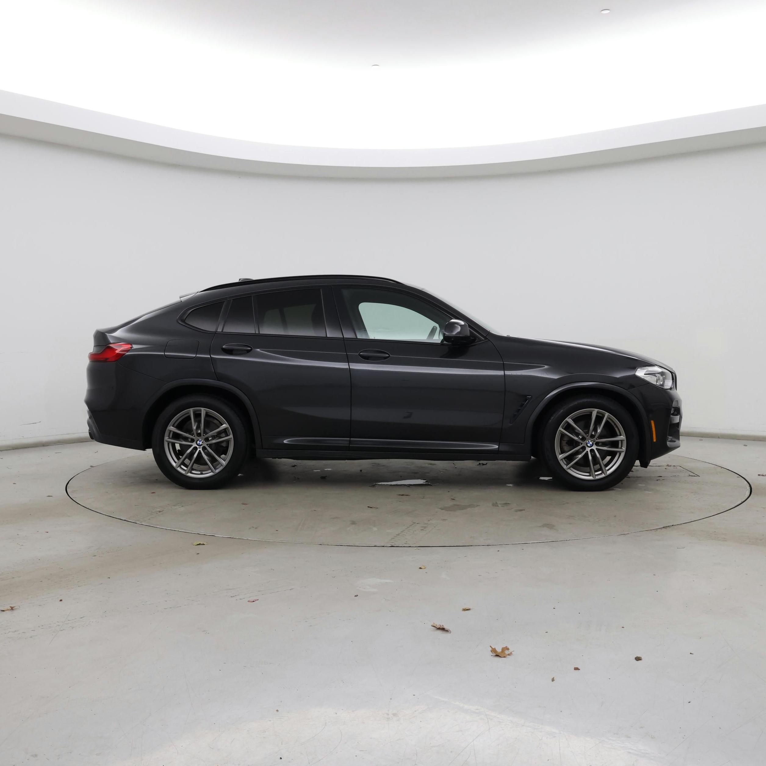 Thumbnail: 2021 BMW X4 - 7